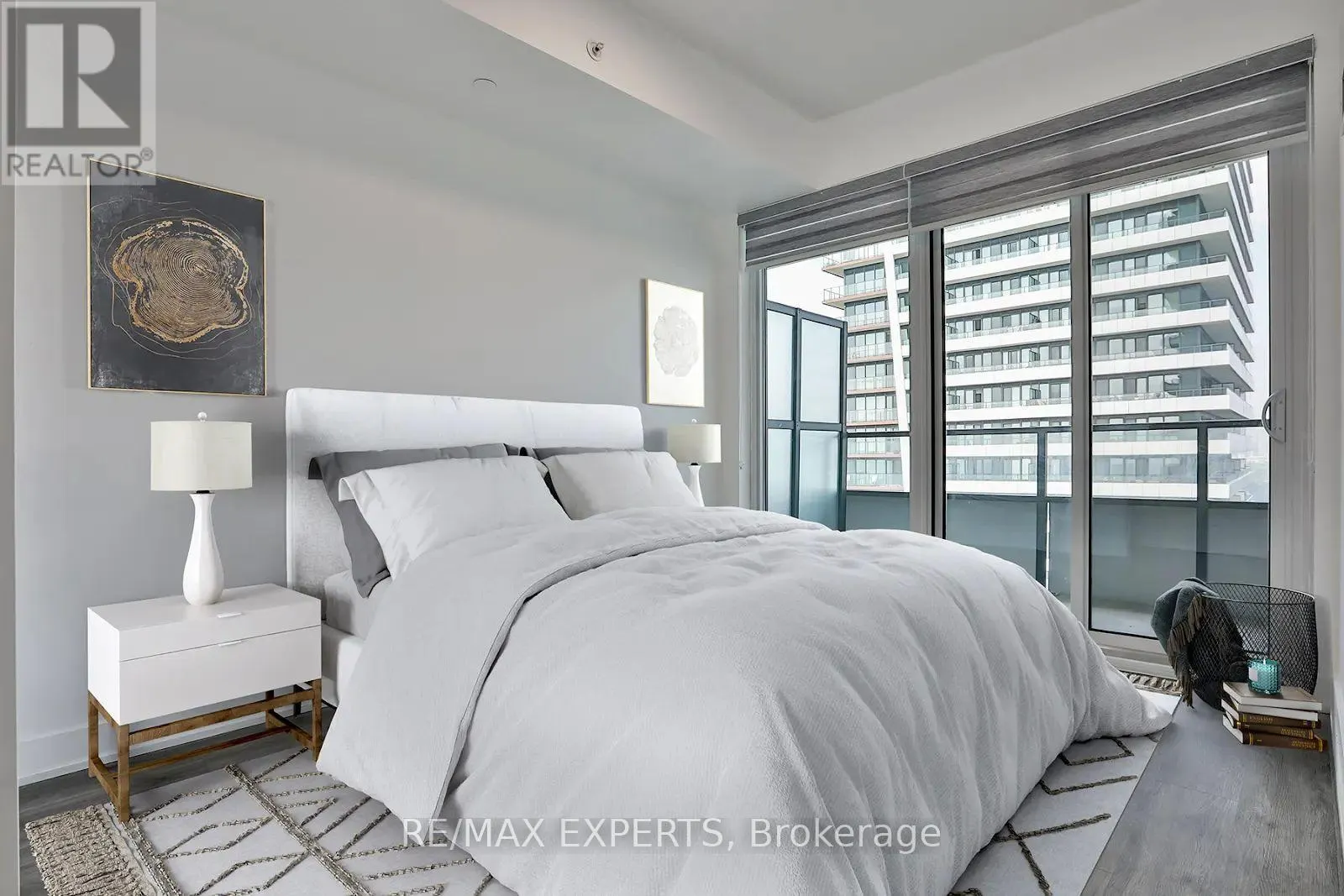 3703 - 20 SHORE BREEZE DRIVE