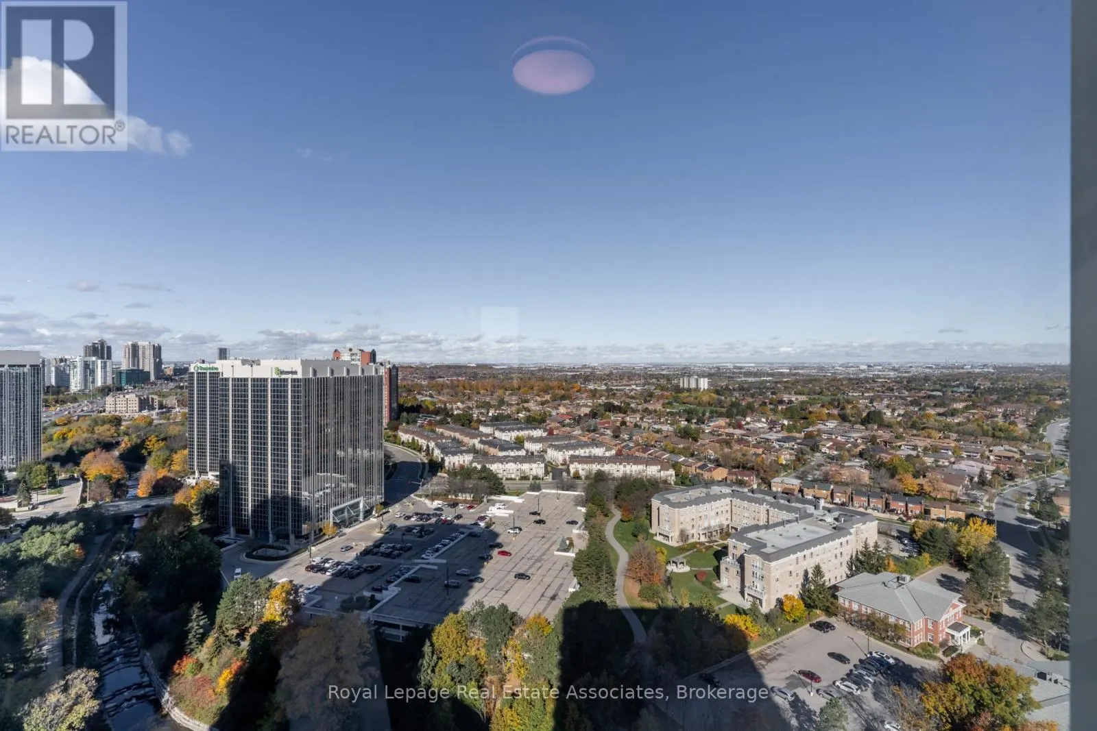 2410 - 90 ABSOLUTE AVENUE