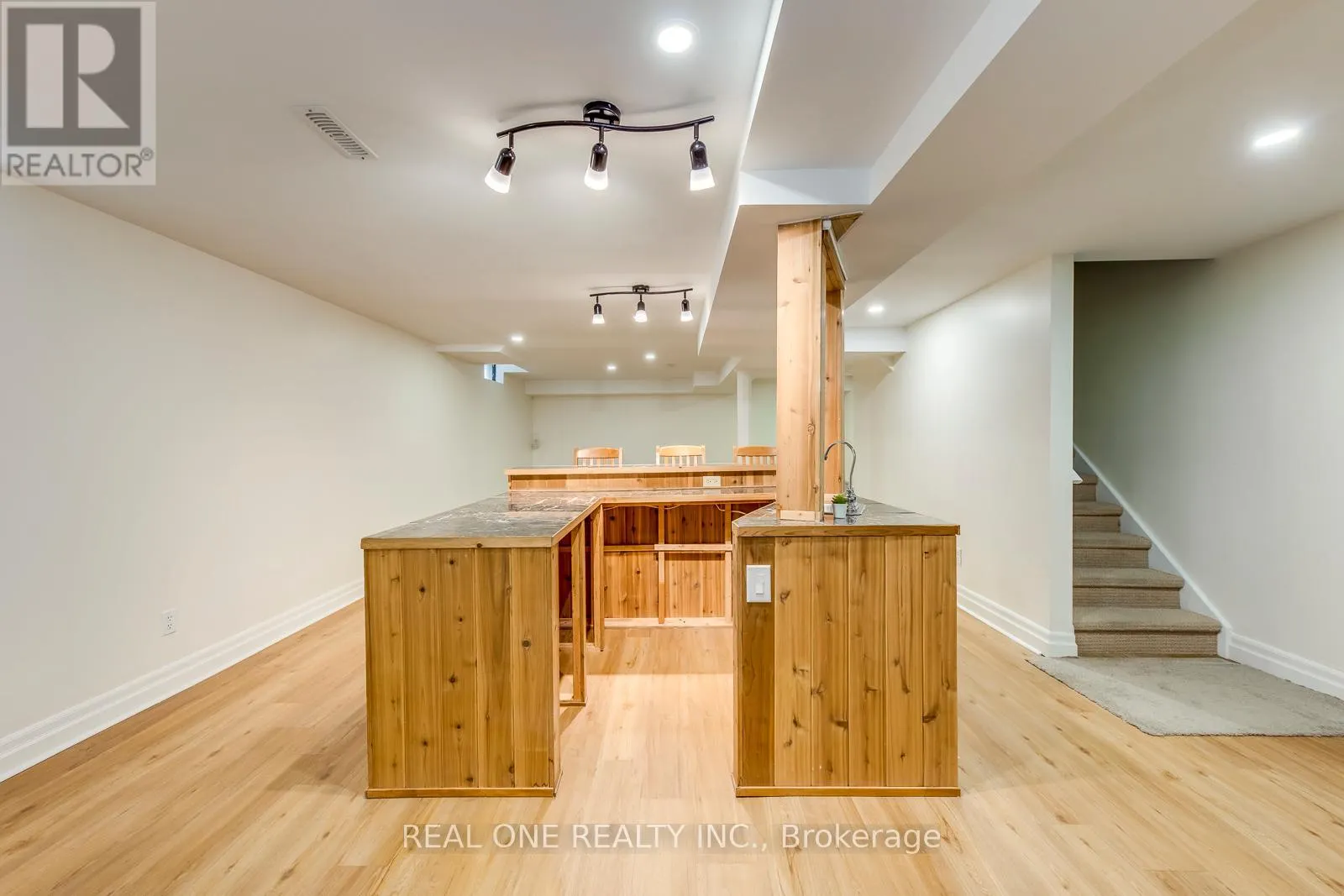 3310 JACKPINE ROAD
