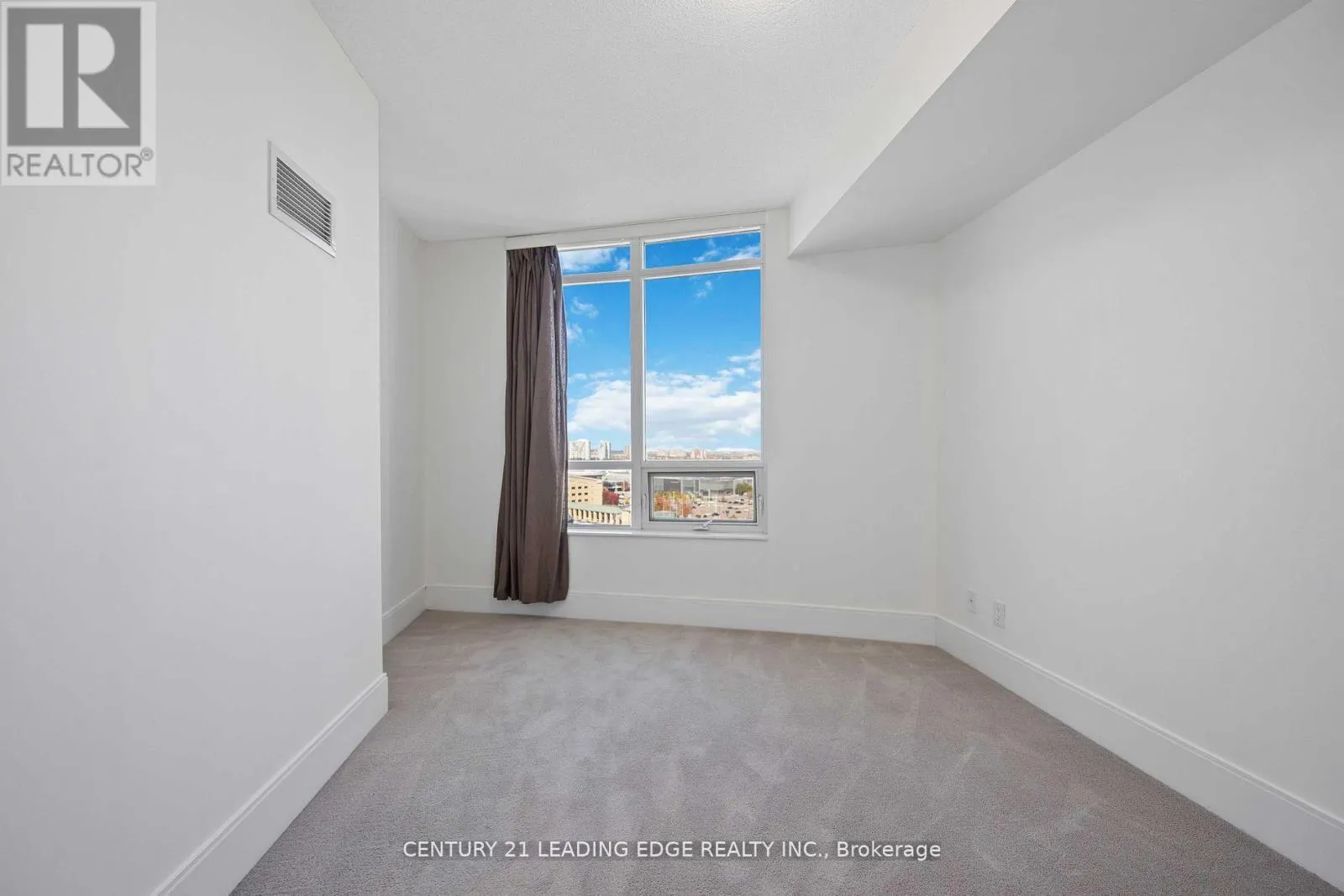 1506 - 330 BURNHAMTHORPE ROAD W