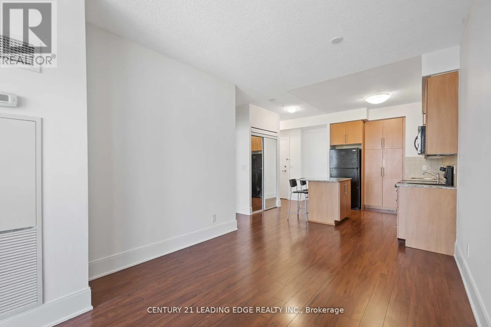 1506 - 330 BURNHAMTHORPE ROAD W