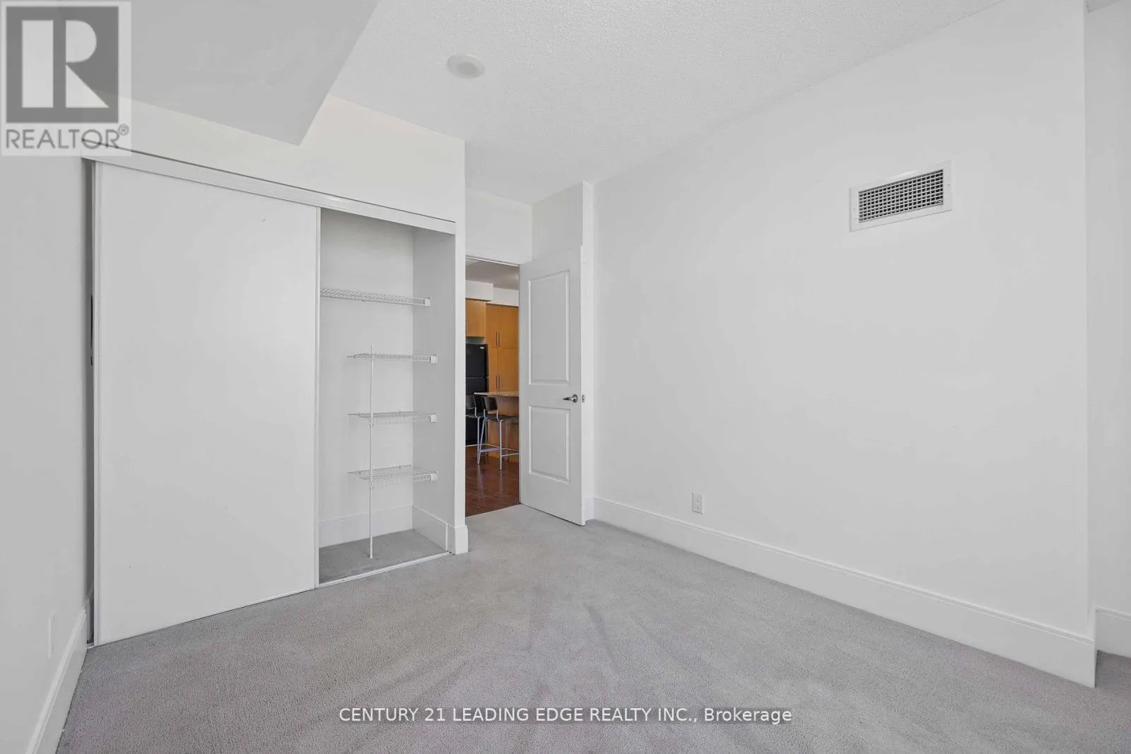 1506 - 330 BURNHAMTHORPE ROAD W