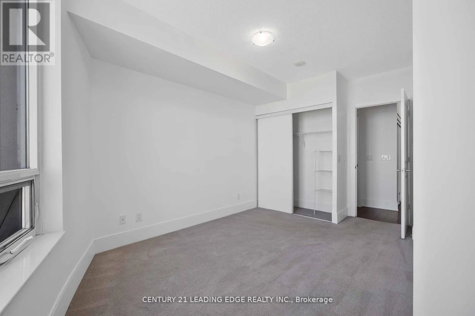 1506 - 330 BURNHAMTHORPE ROAD W
