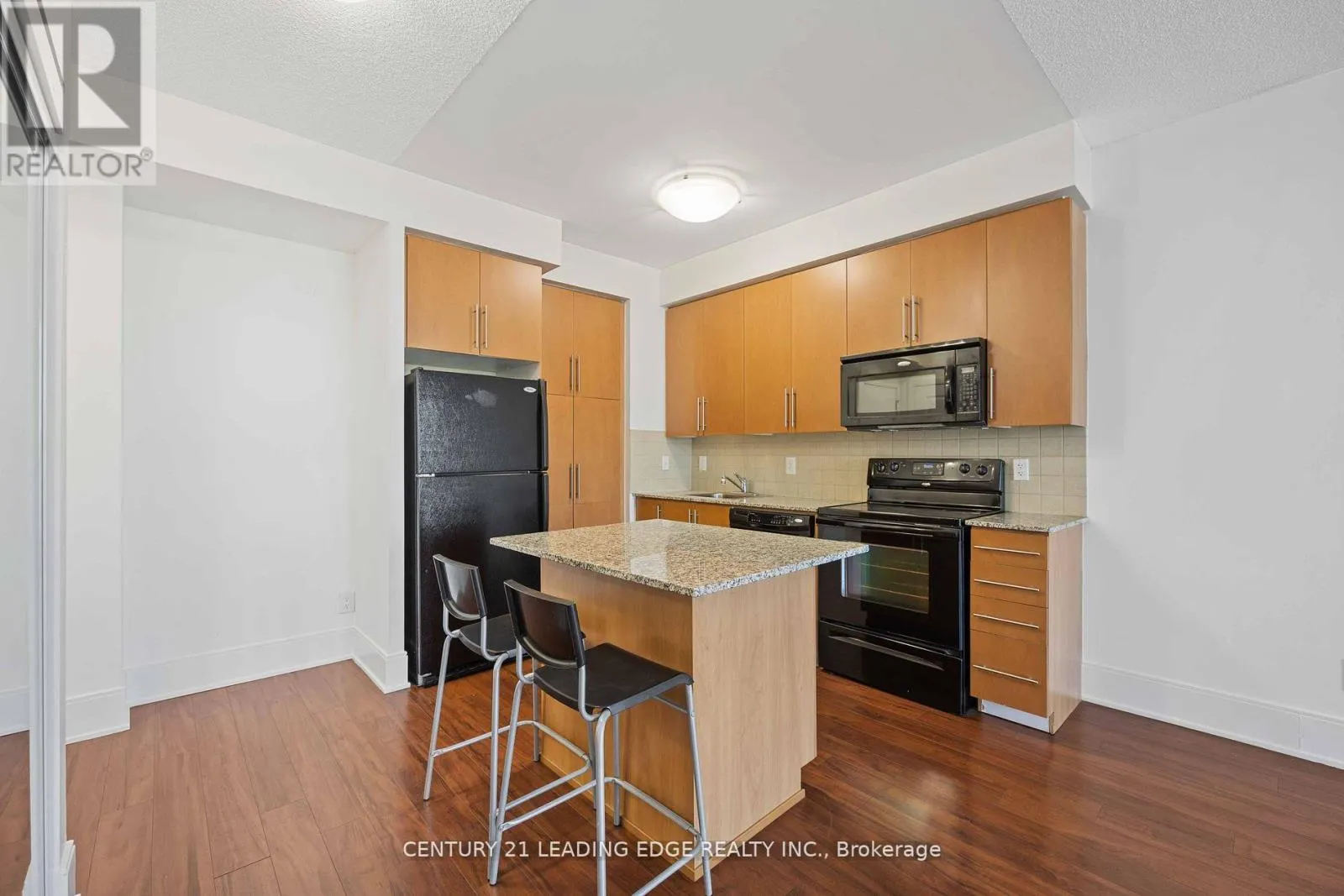 1506 - 330 BURNHAMTHORPE ROAD W