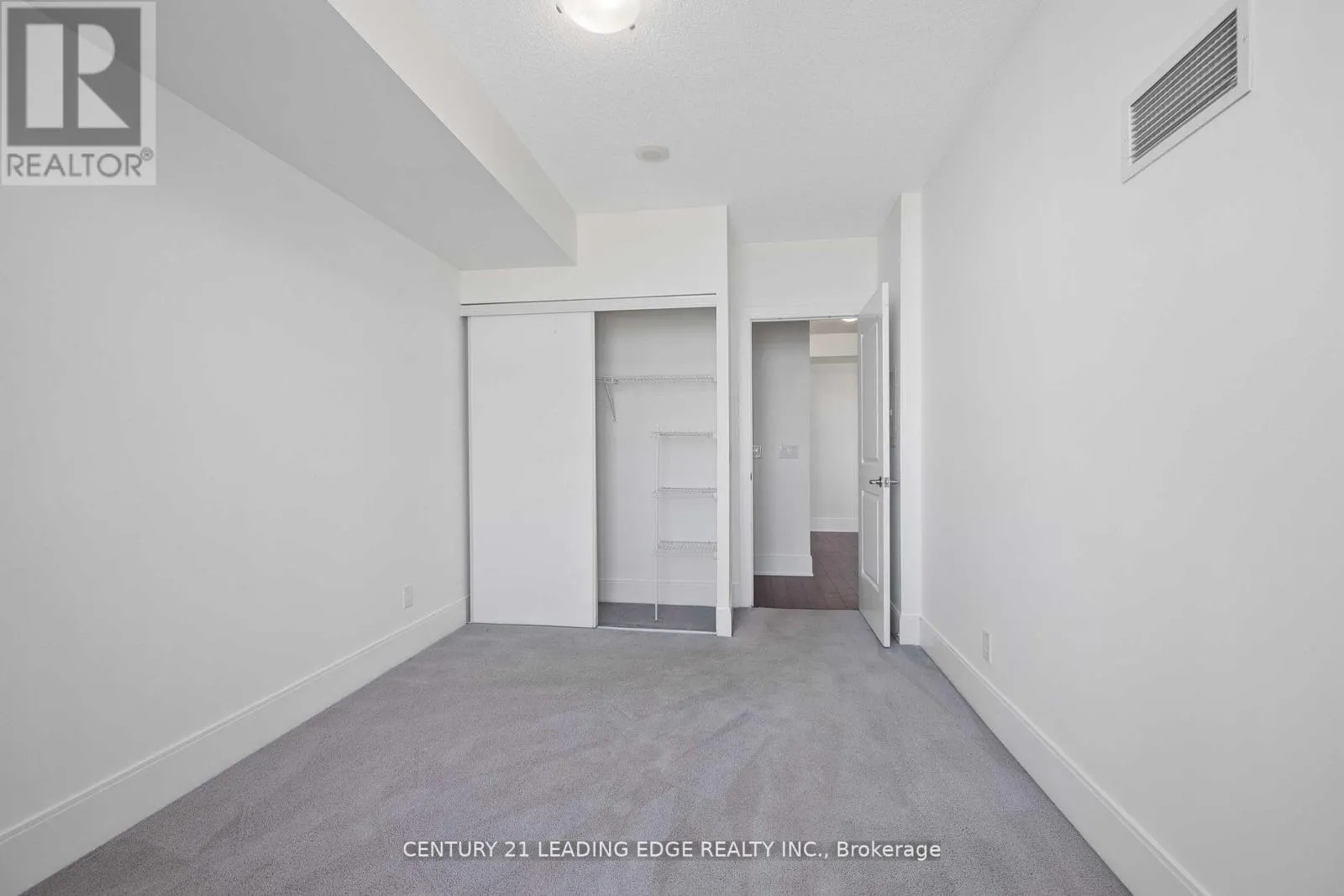 1506 - 330 BURNHAMTHORPE ROAD W