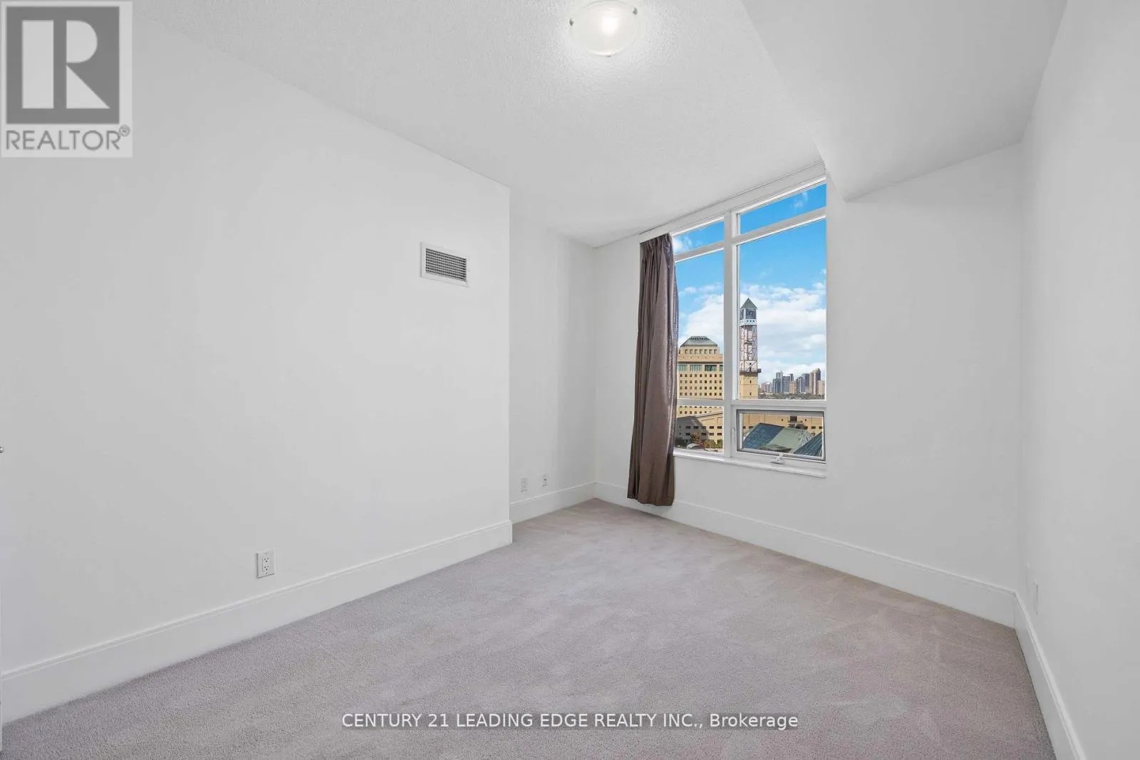 1506 - 330 BURNHAMTHORPE ROAD W