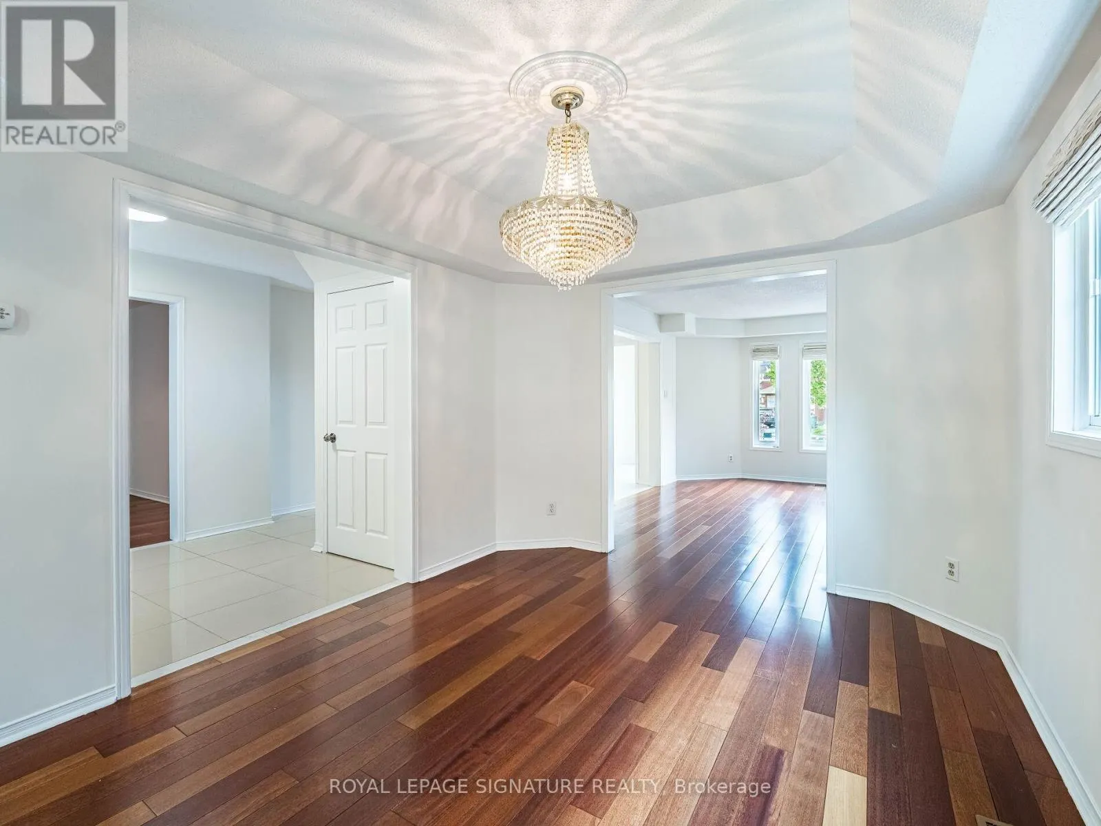 86 VALONIA DRIVE