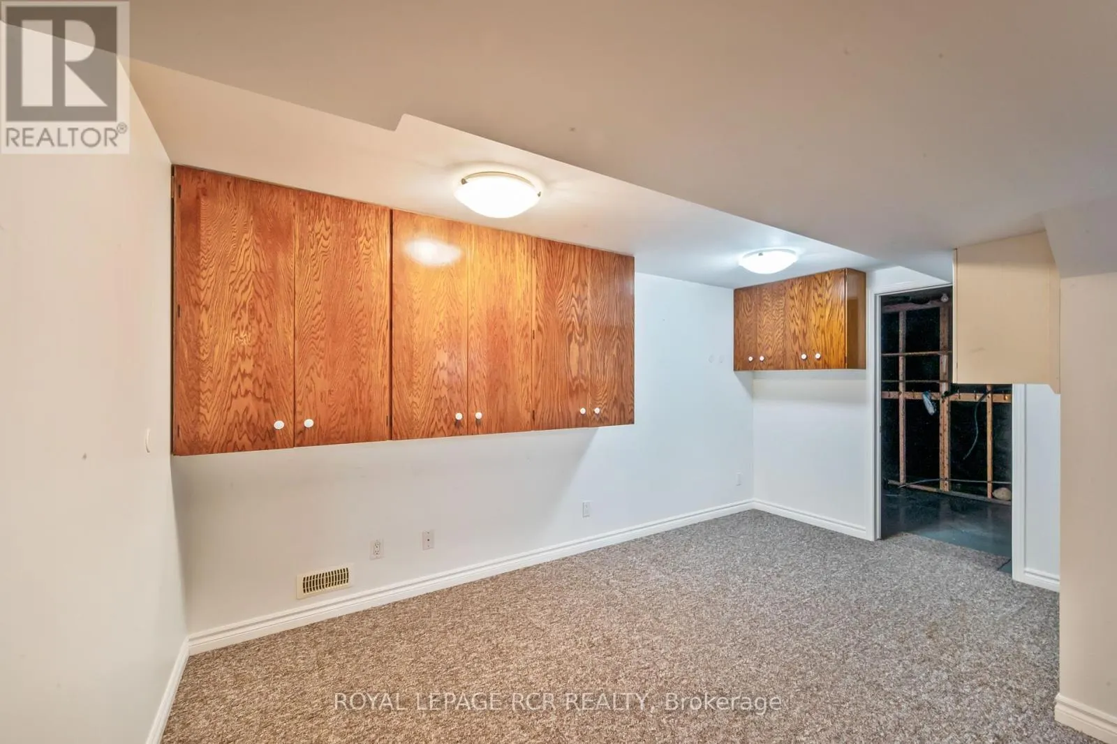 25 BANTING DRIVE