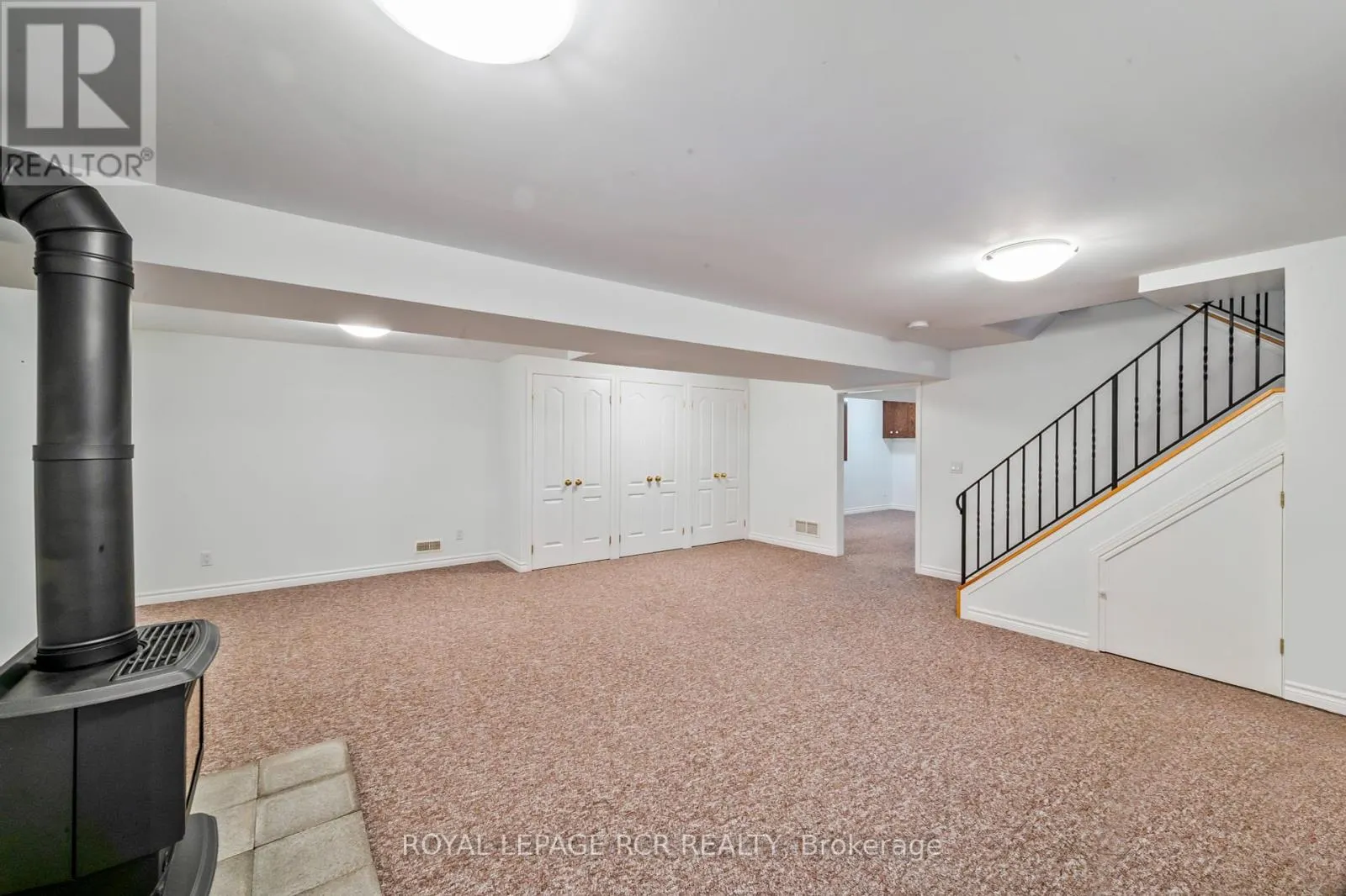 25 BANTING DRIVE