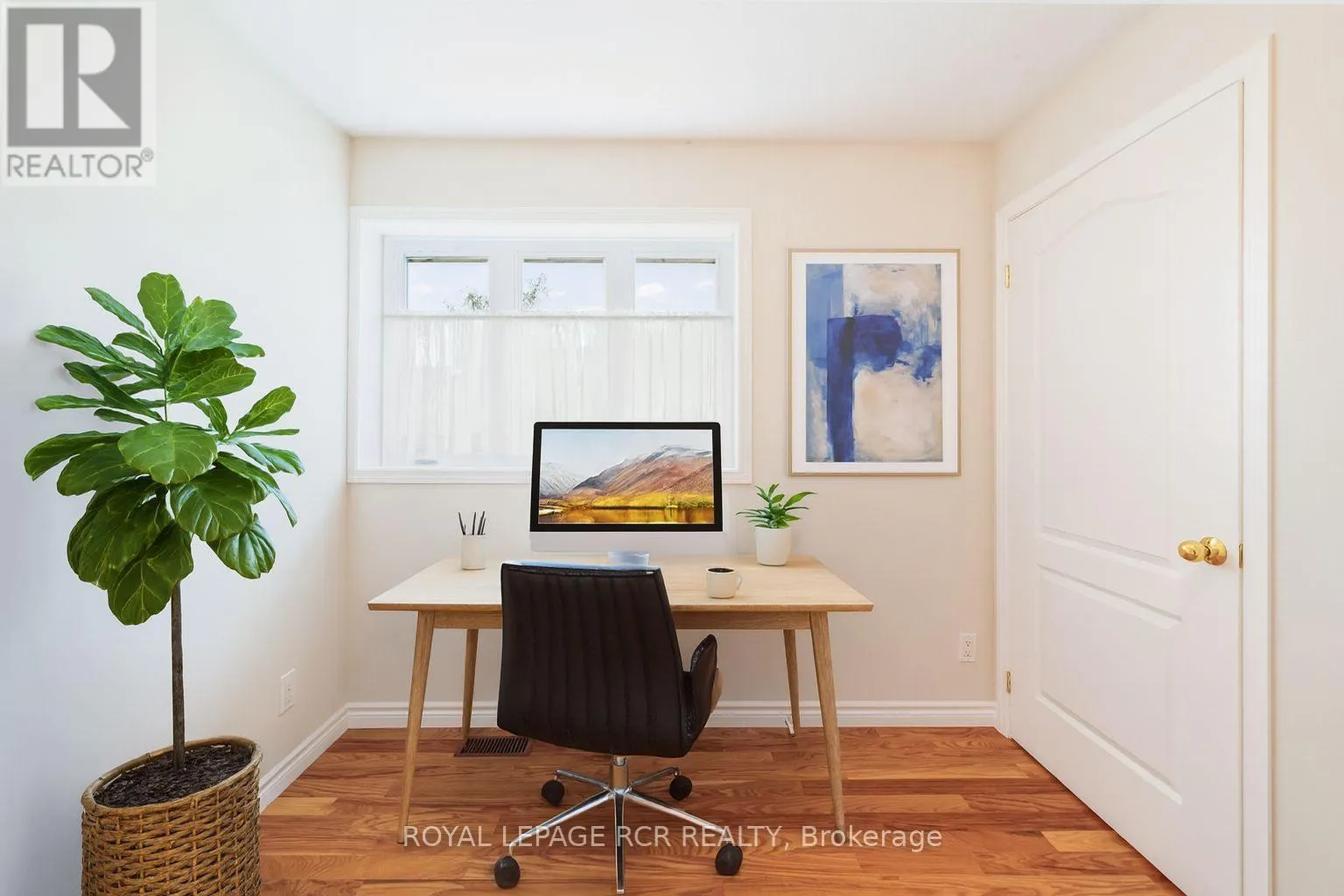 25 BANTING DRIVE
