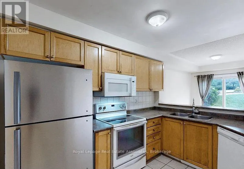 102 - 5260 MCFARREN BOULEVARD