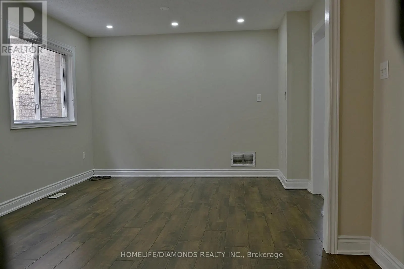 25 GOLDEN EAGLE ROAD