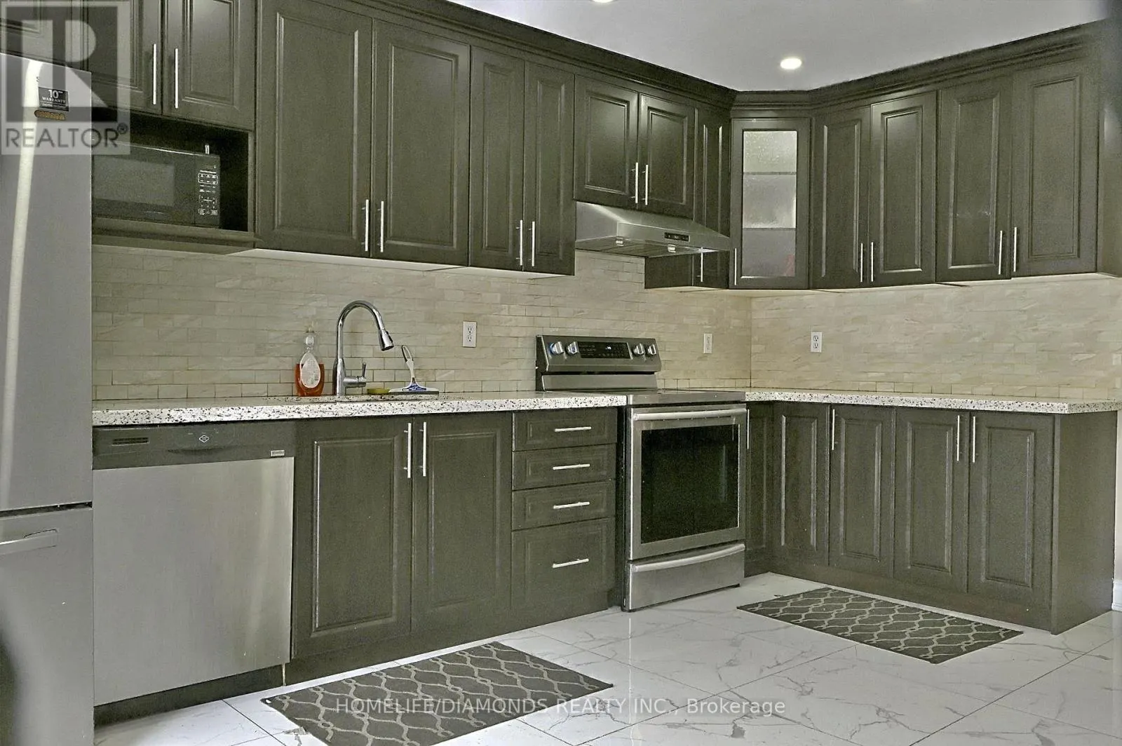 25 GOLDEN EAGLE ROAD