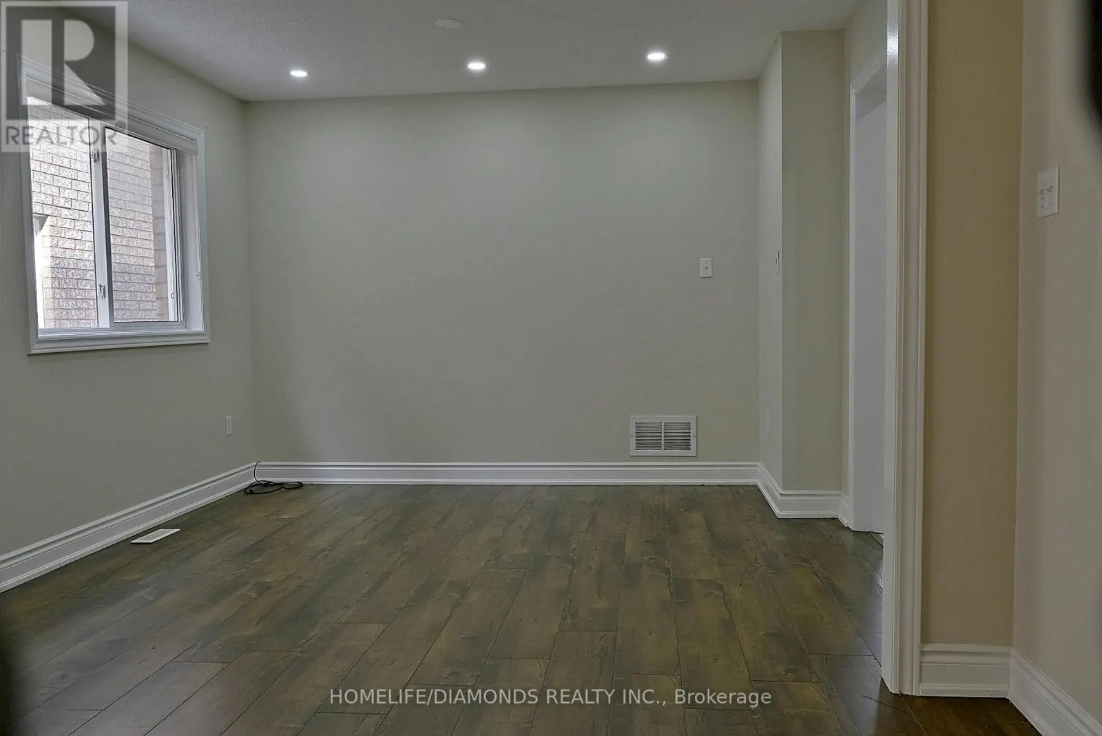 25 GOLDEN EAGLE ROAD