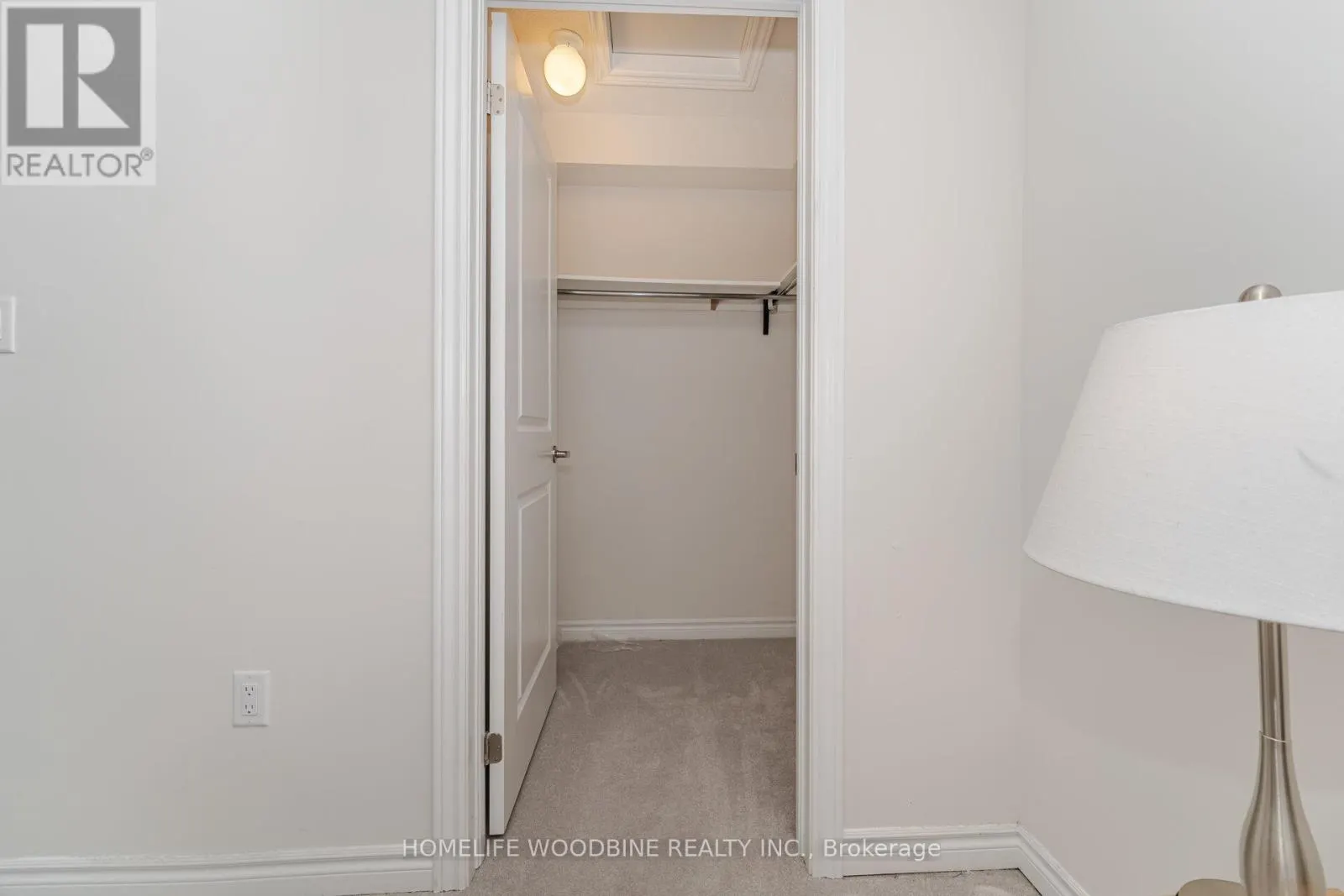 15 ARCOLA STREET