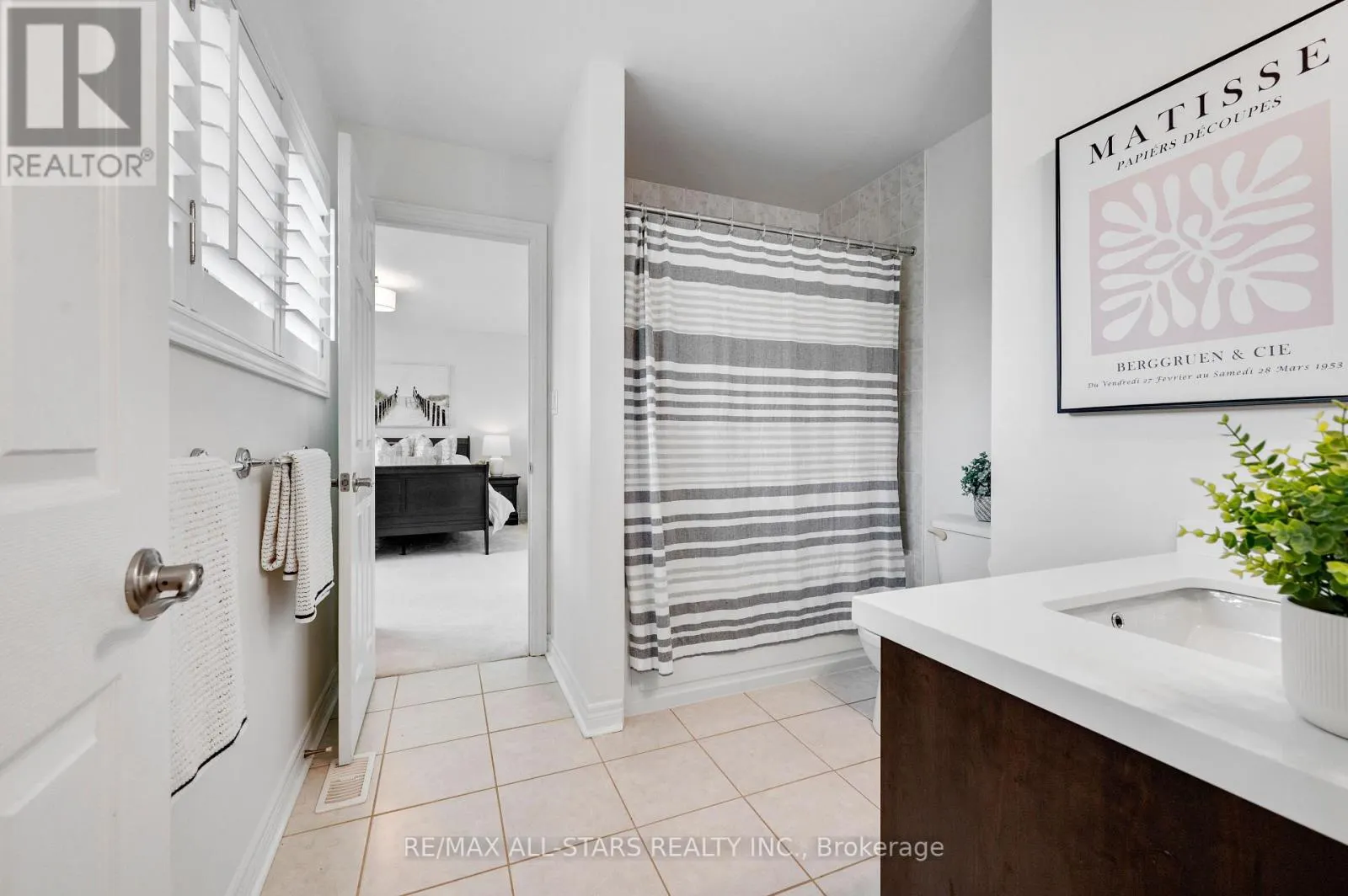 48 COTTONFIELD CIRCLE
