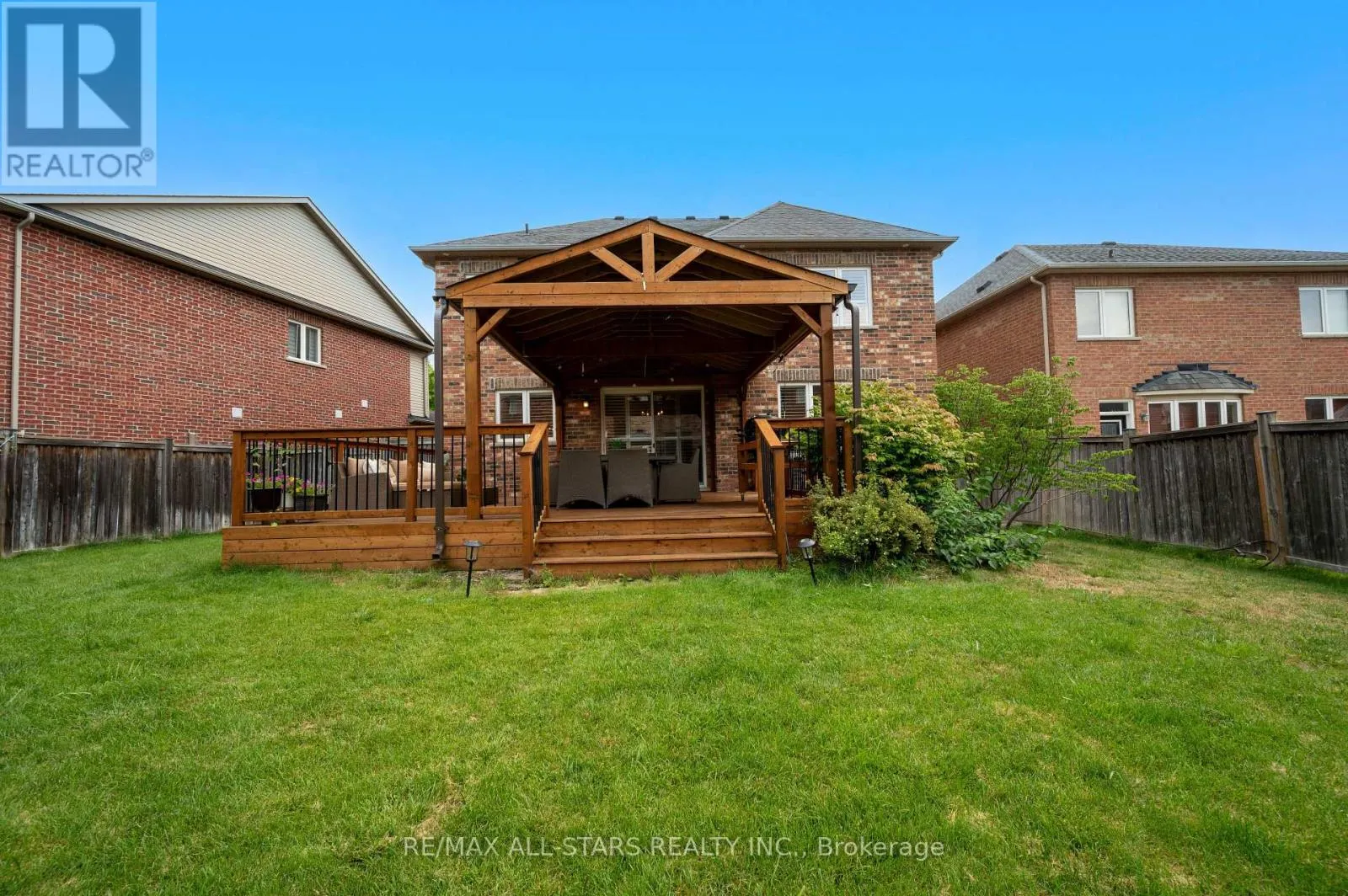 48 COTTONFIELD CIRCLE