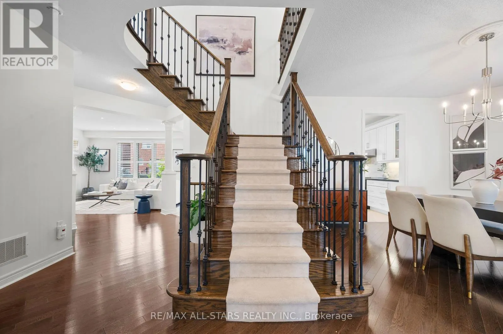 48 COTTONFIELD CIRCLE