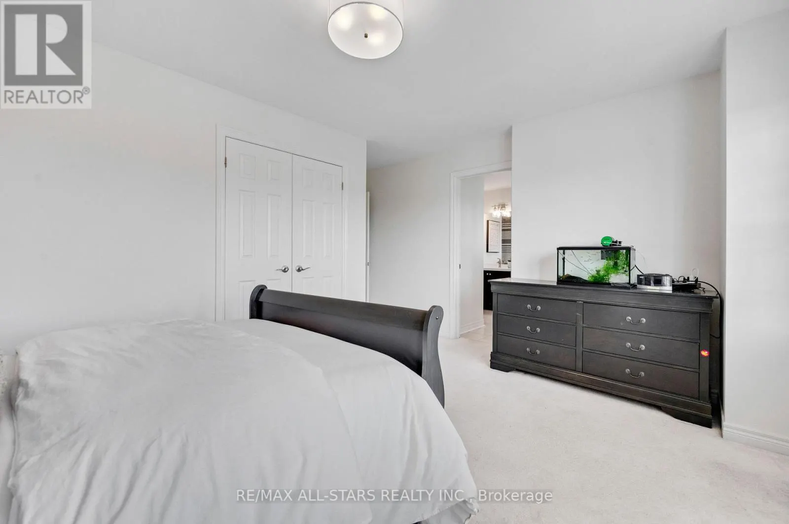 48 COTTONFIELD CIRCLE
