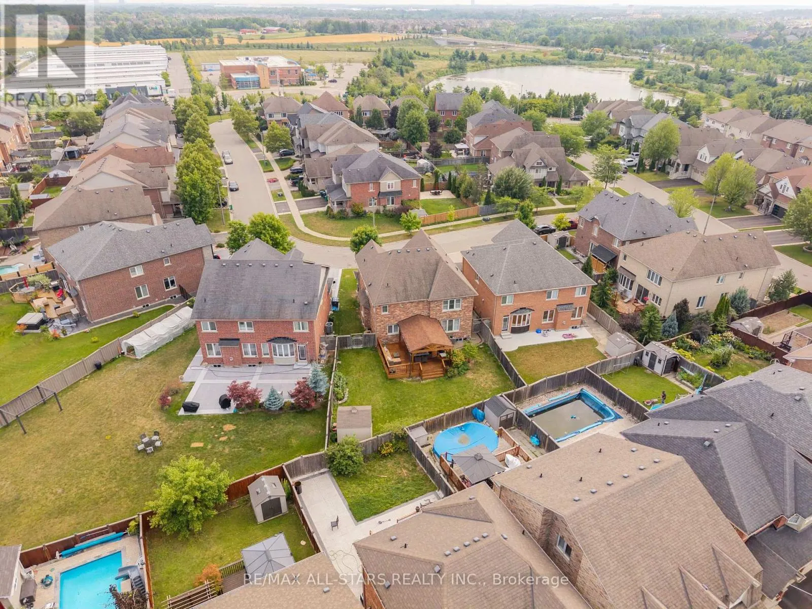 48 COTTONFIELD CIRCLE