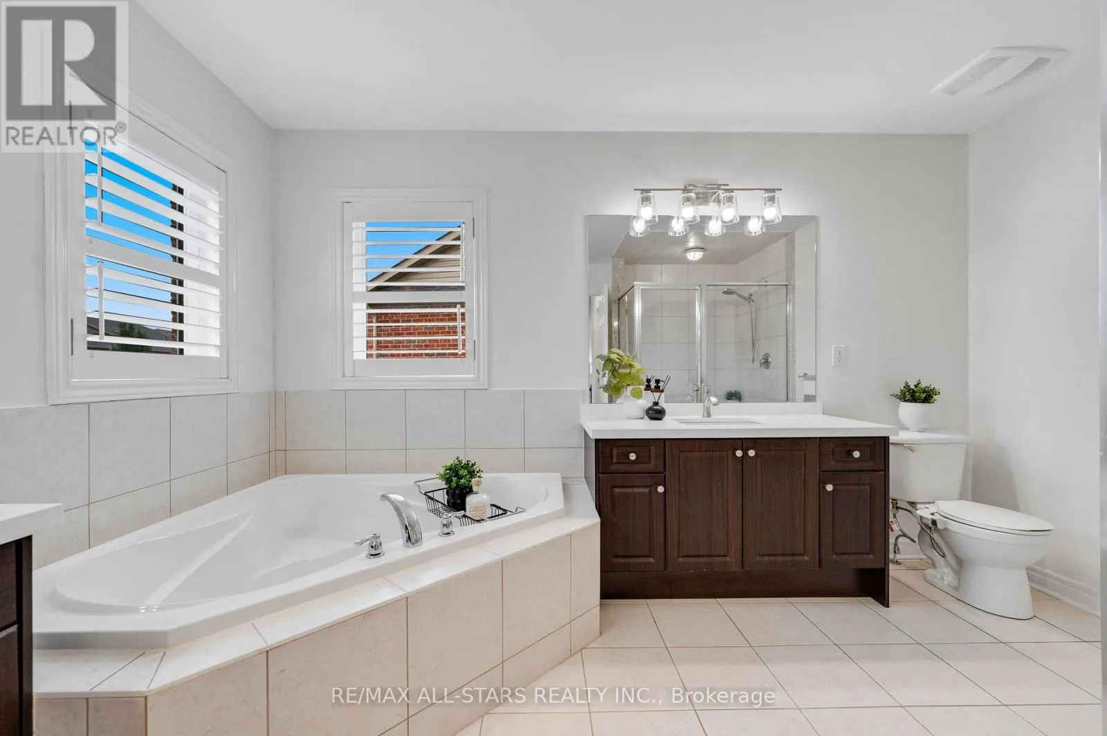 48 COTTONFIELD CIRCLE