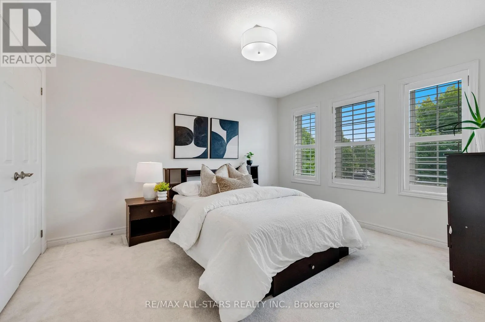 48 COTTONFIELD CIRCLE