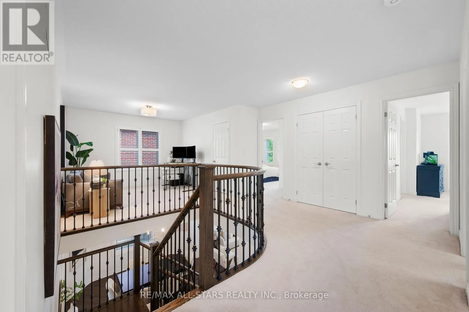 48 COTTONFIELD CIRCLE