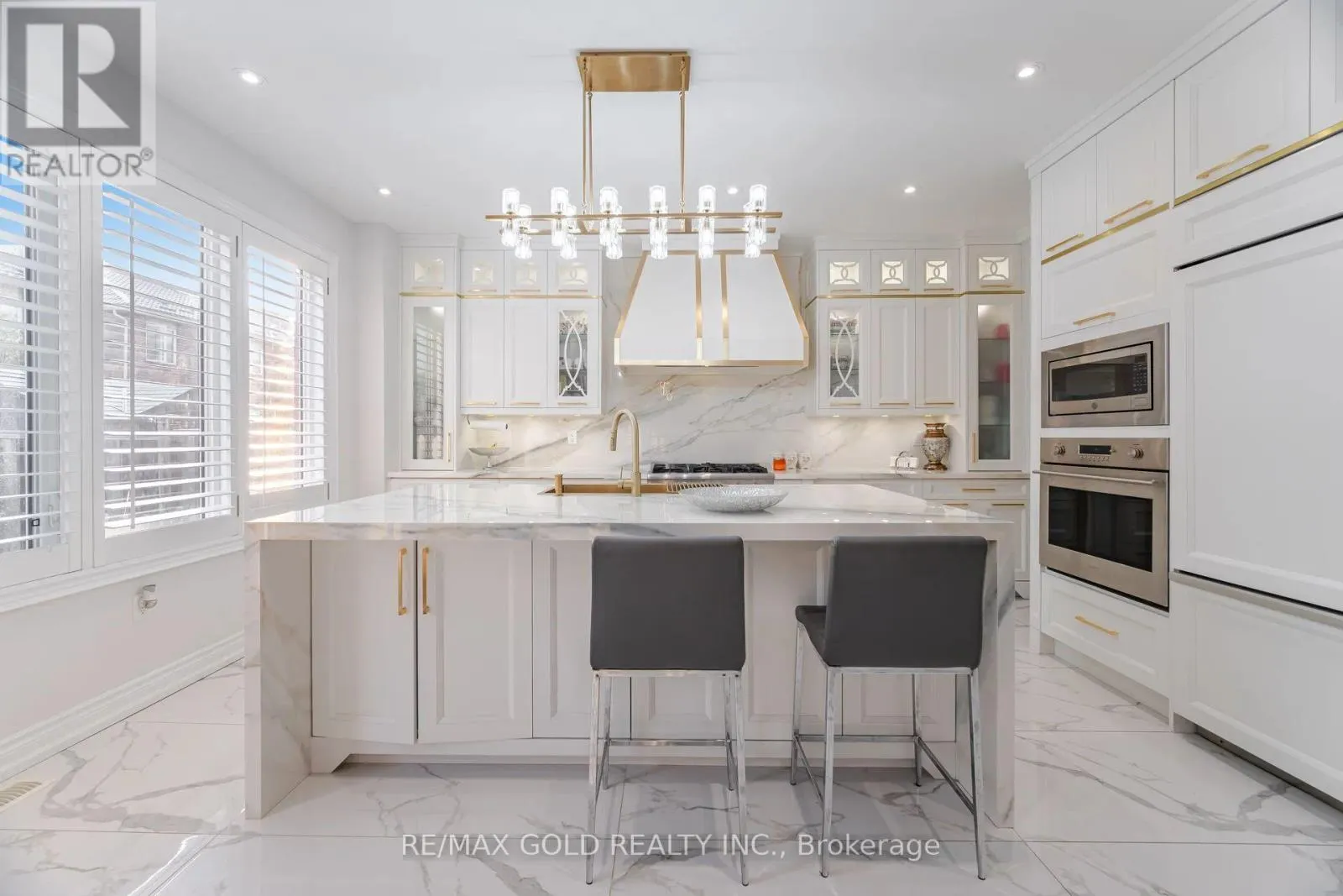 18 SEASCAPE CRESCENT