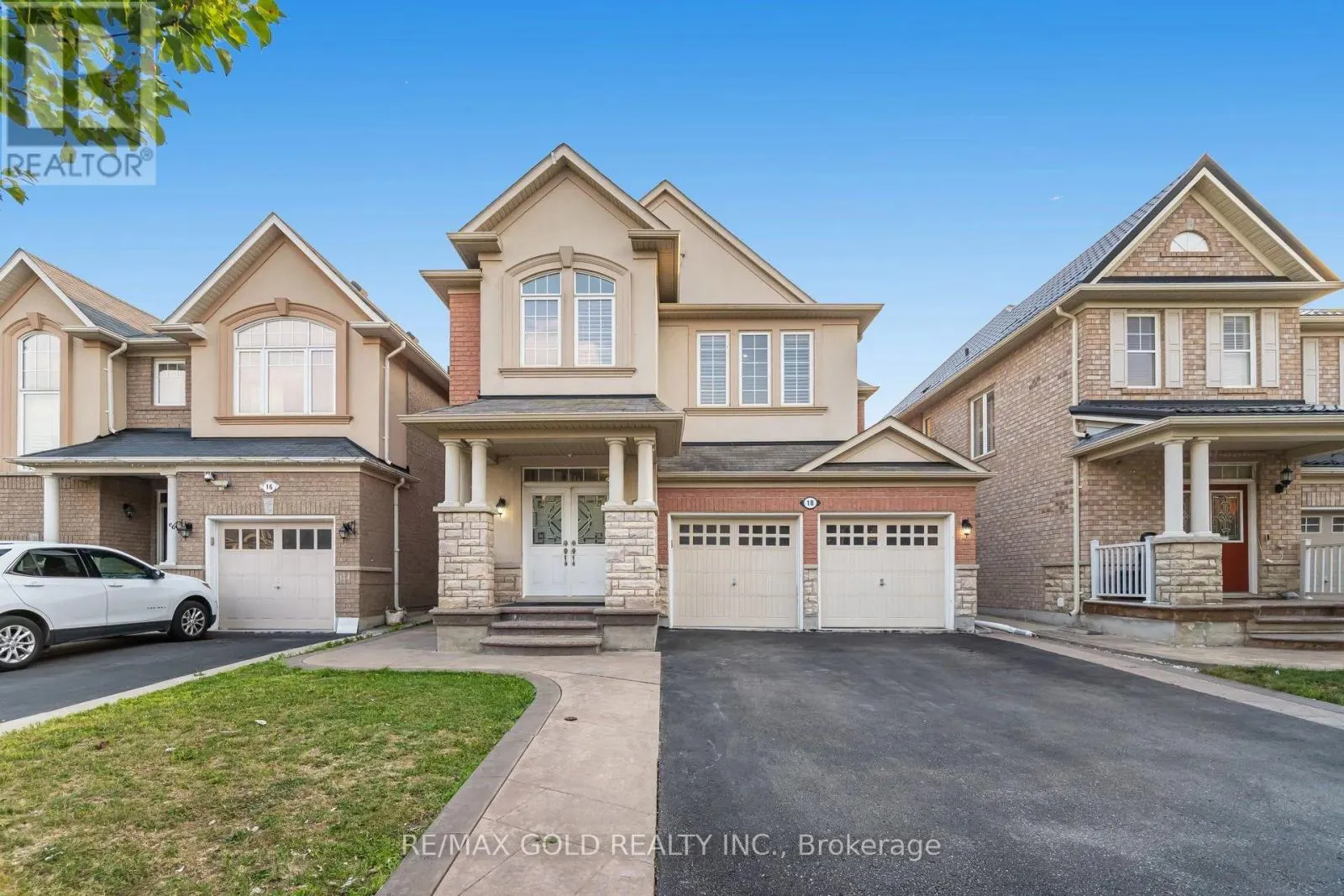 18 SEASCAPE CRESCENT