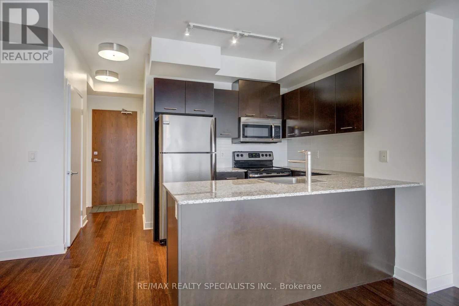 3004 - 360 SQUARE ONE DRIVE