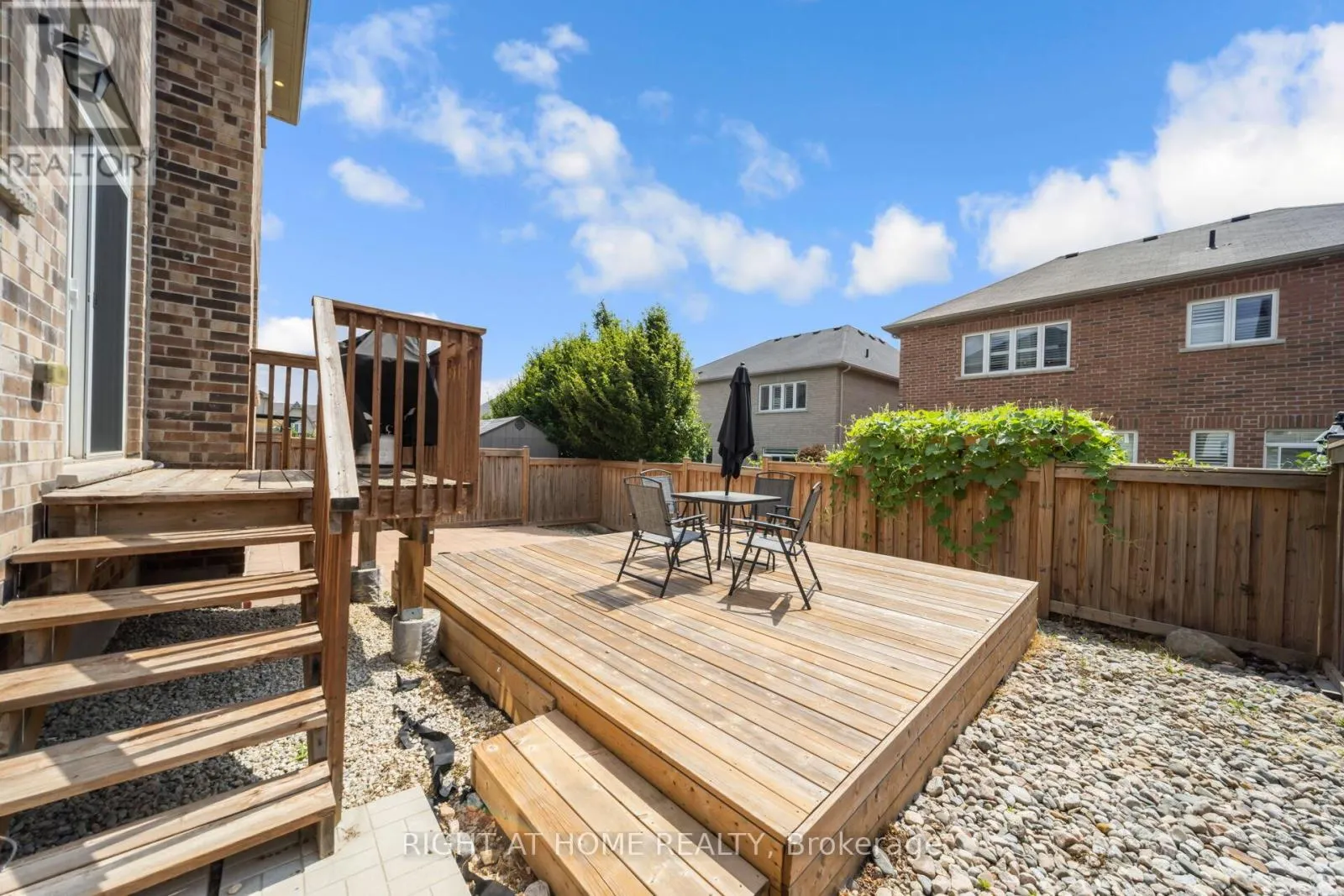 10 PORTER DRIVE