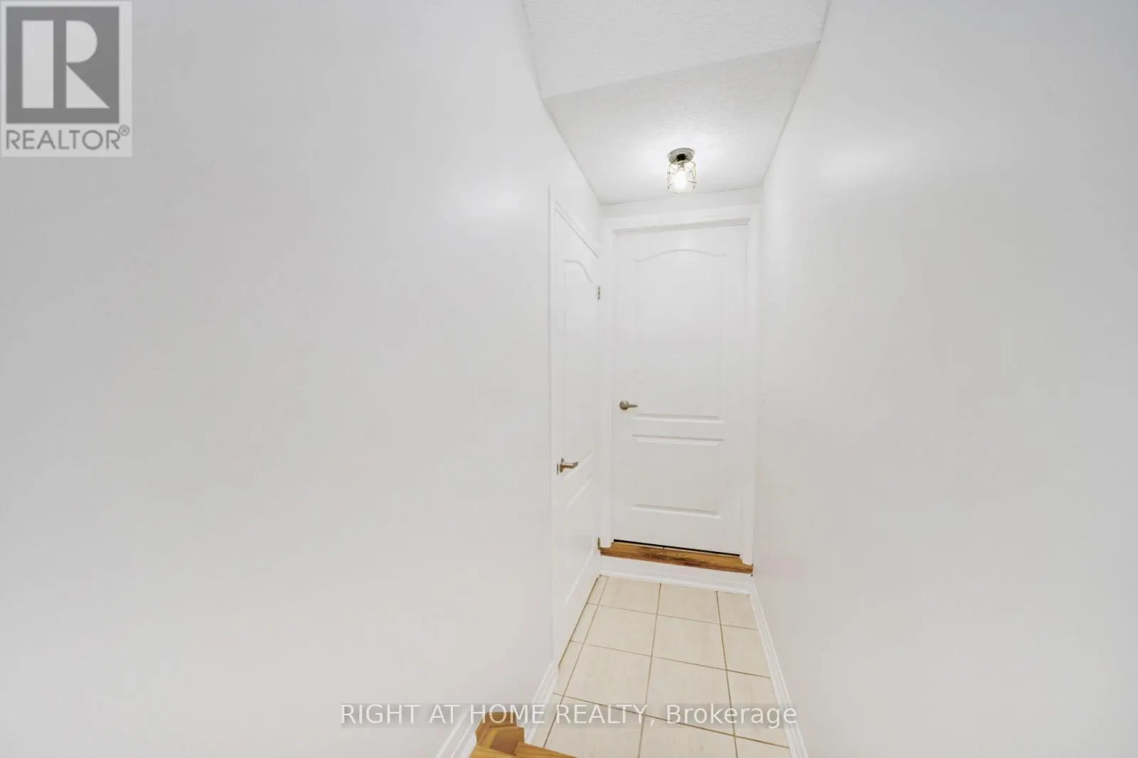 10 PORTER DRIVE