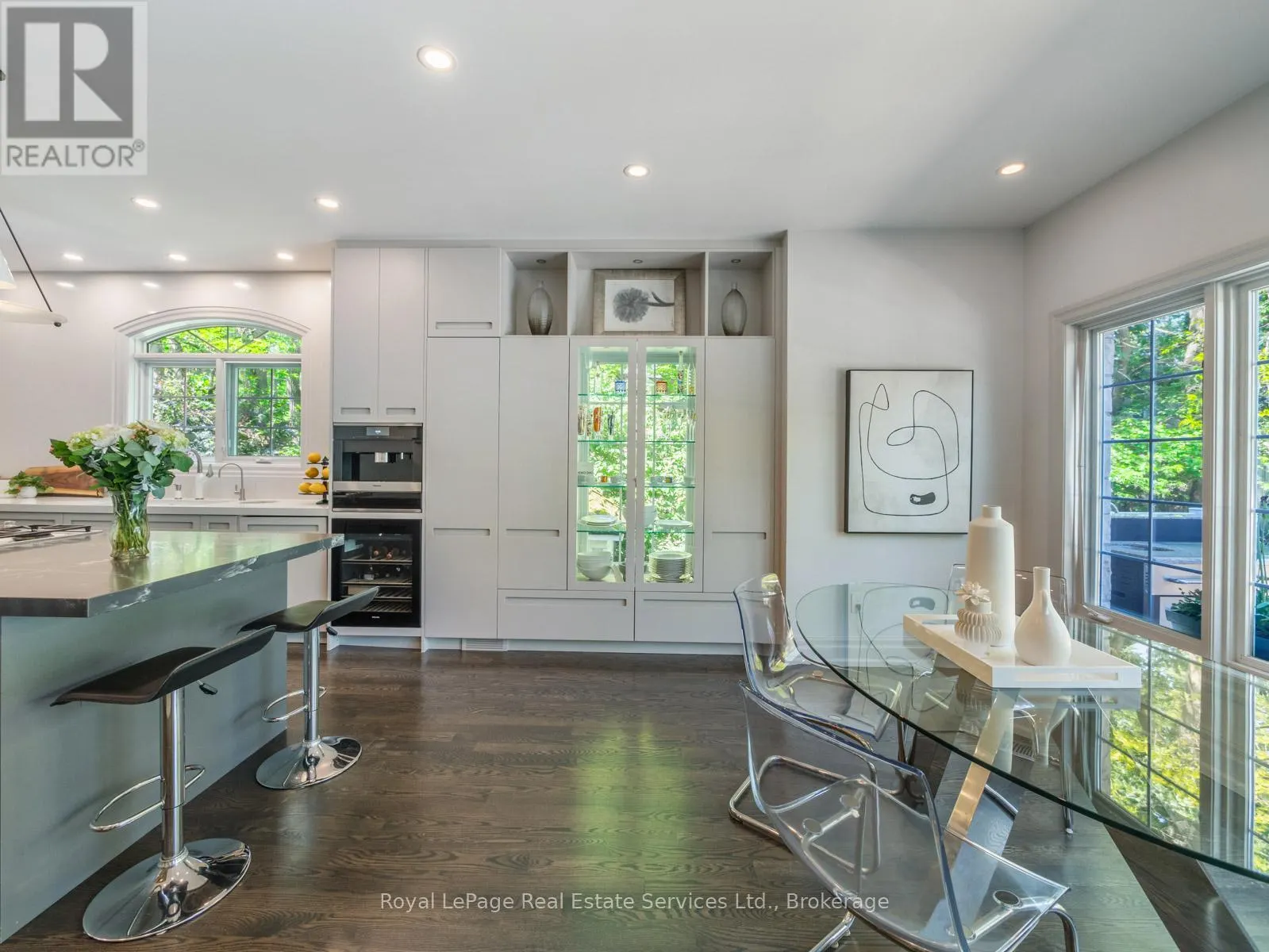 235 LAKEWOOD DRIVE