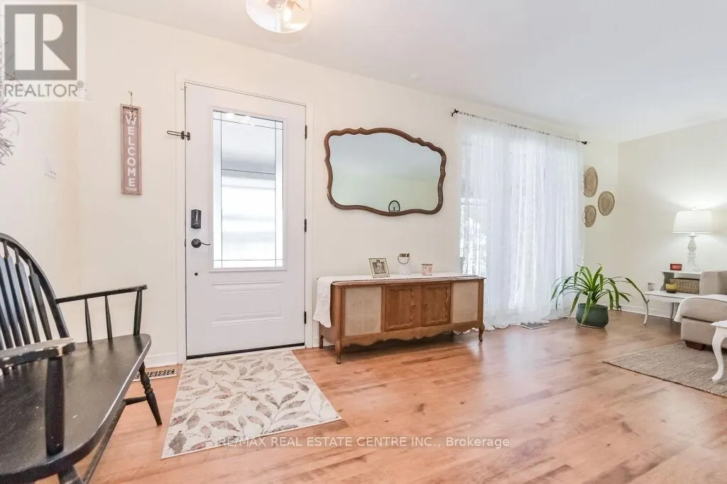 18 TOWNLINE
