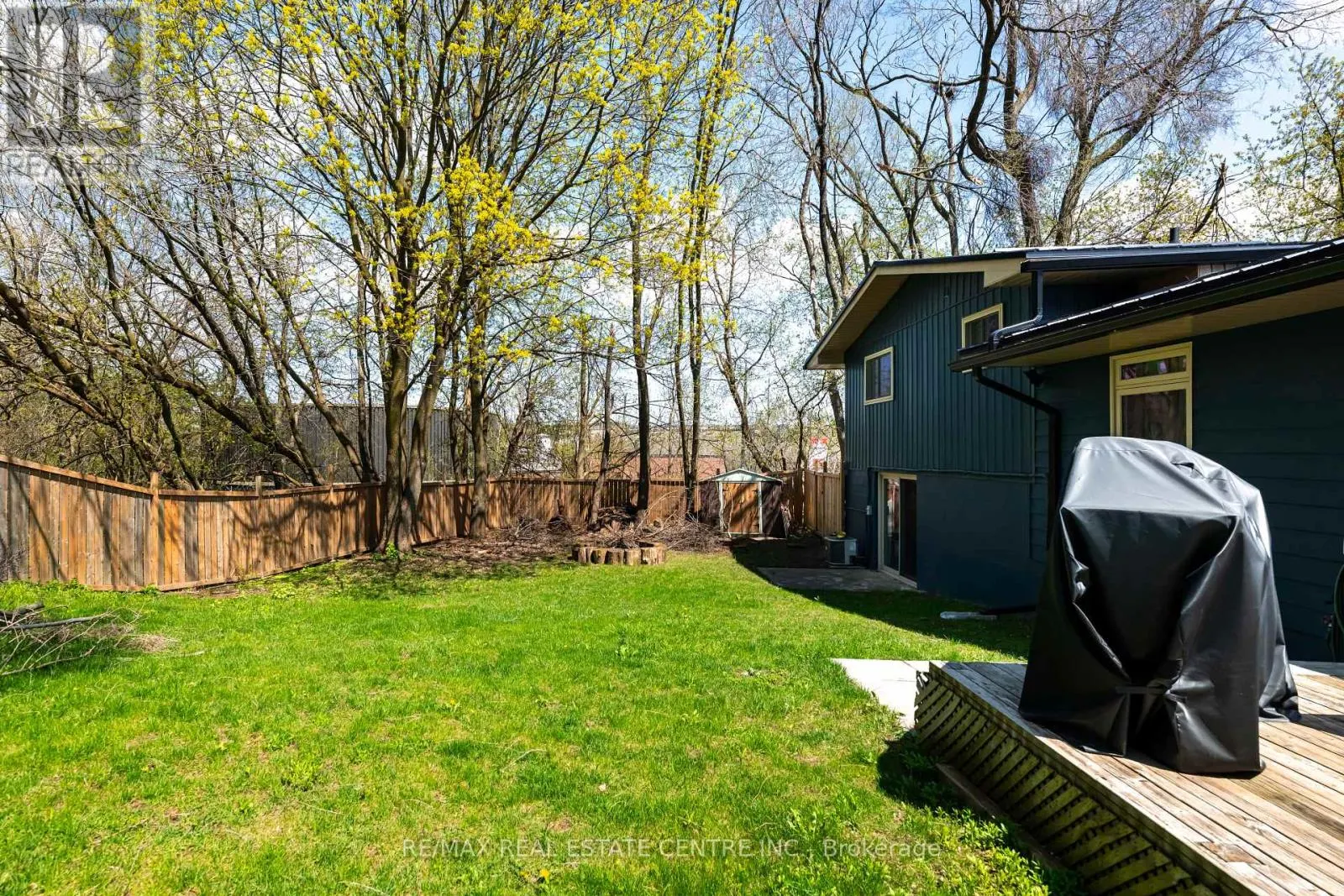 18 TOWNLINE