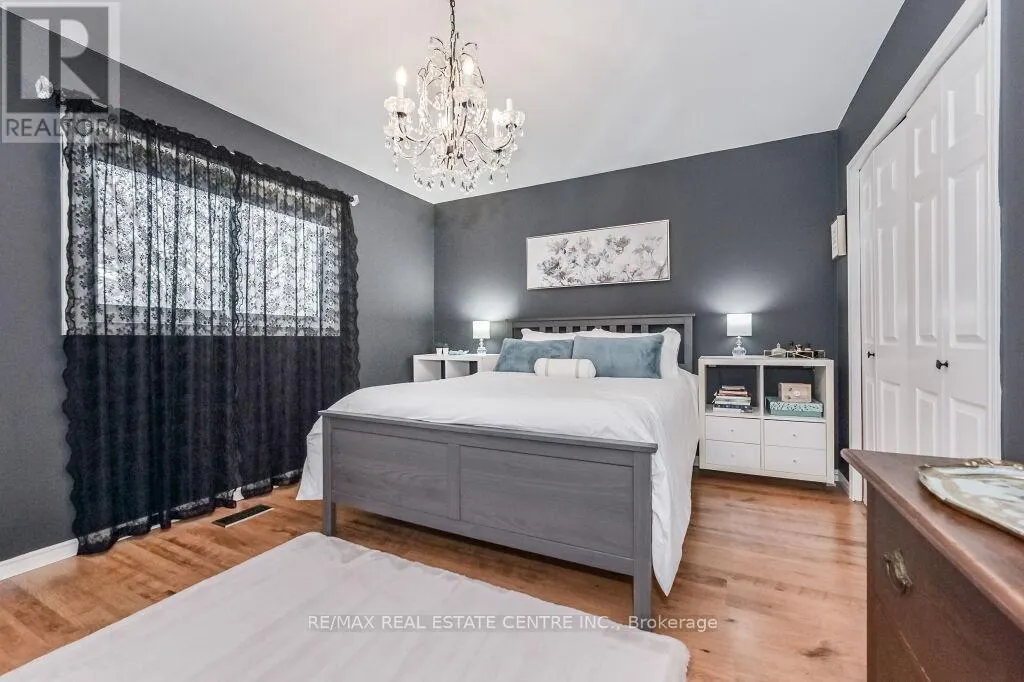 18 TOWNLINE