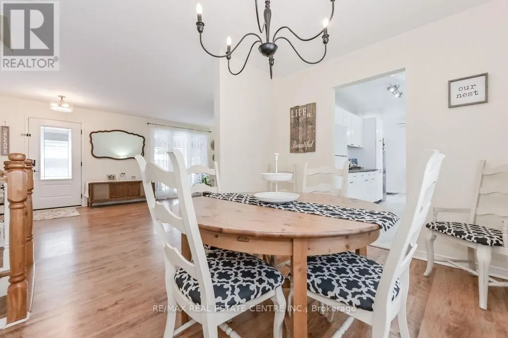 18 TOWNLINE