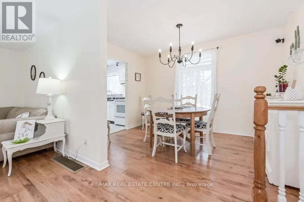 18 TOWNLINE