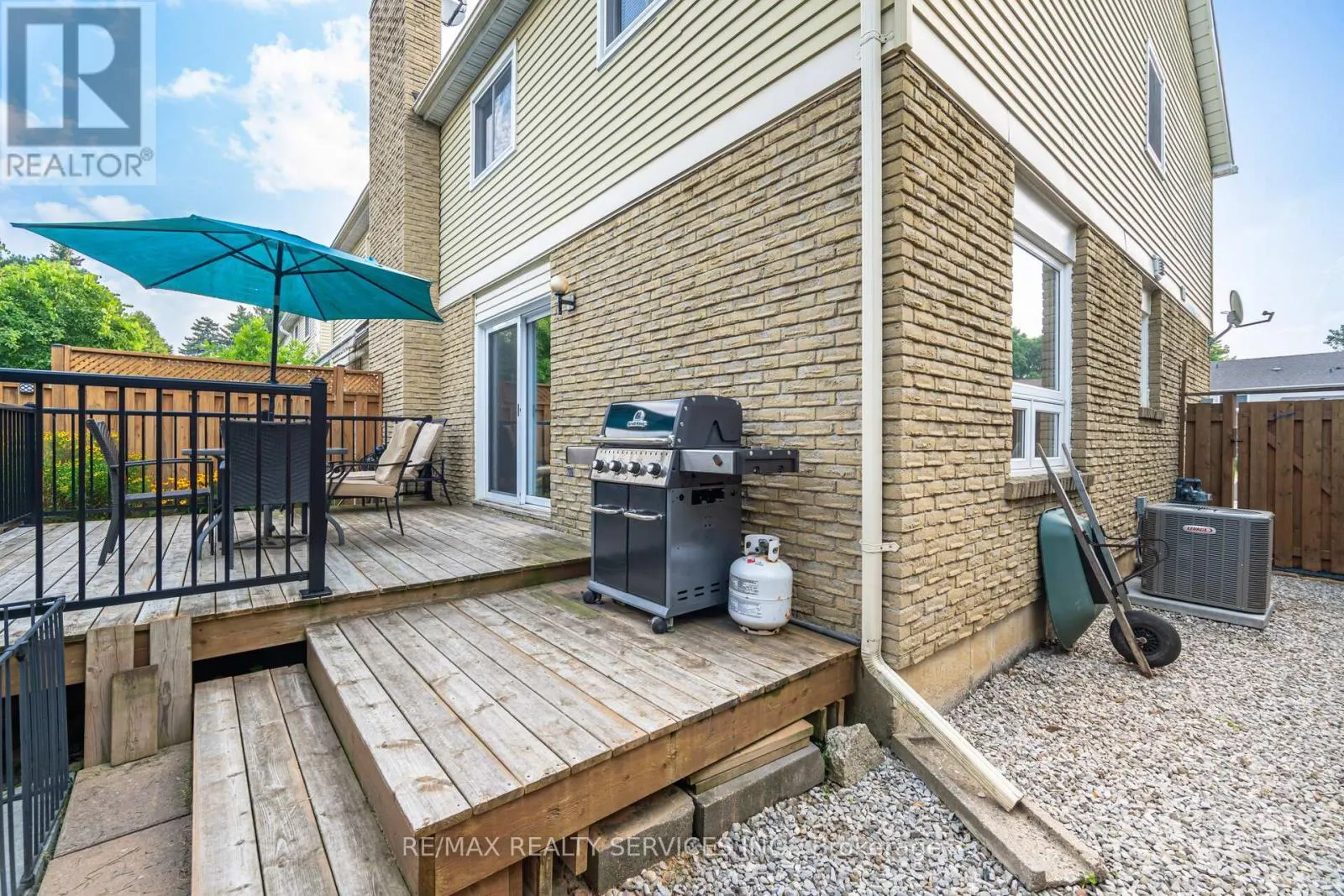 12 SPARKLETT CRESCENT