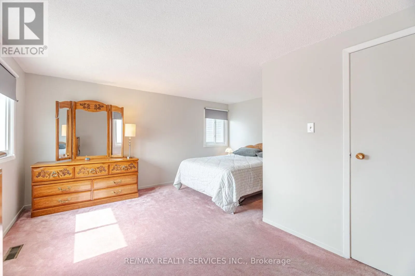 12 SPARKLETT CRESCENT