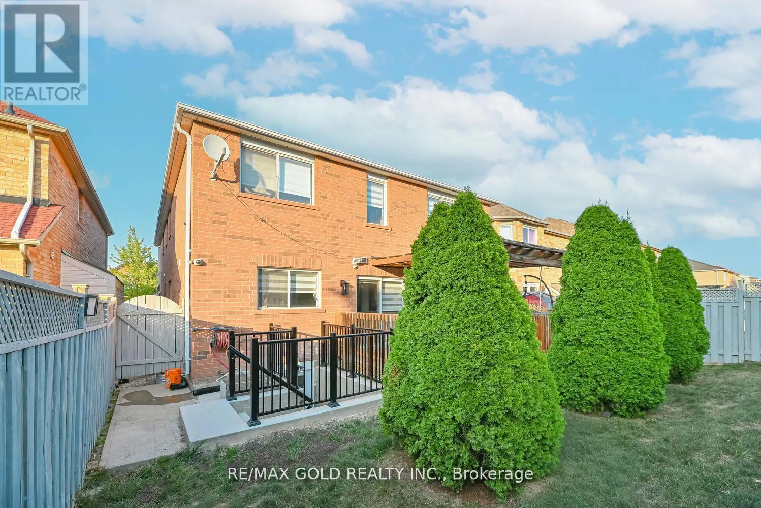 102 SUNNY MEADOW BOULEVARD