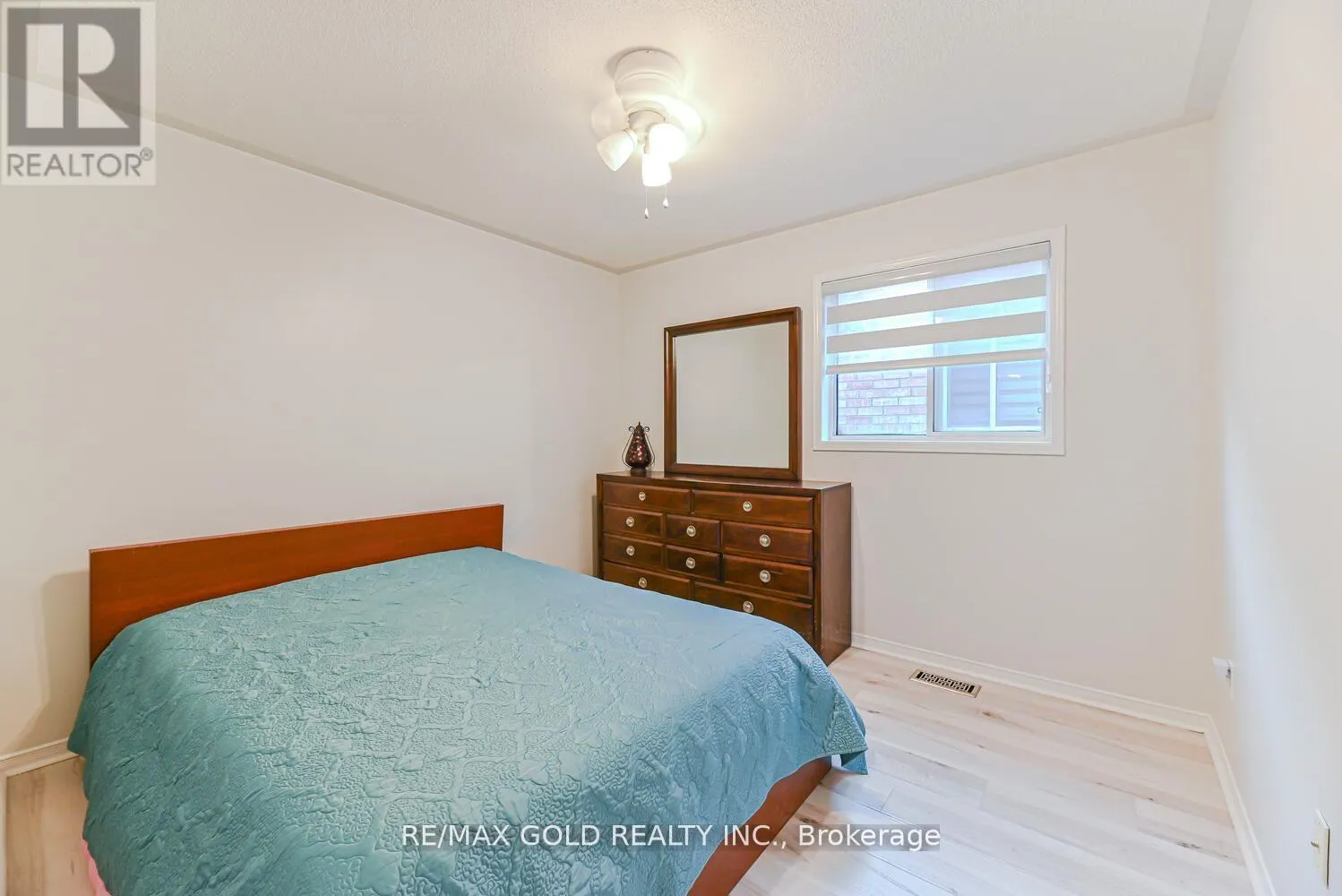 102 SUNNY MEADOW BOULEVARD