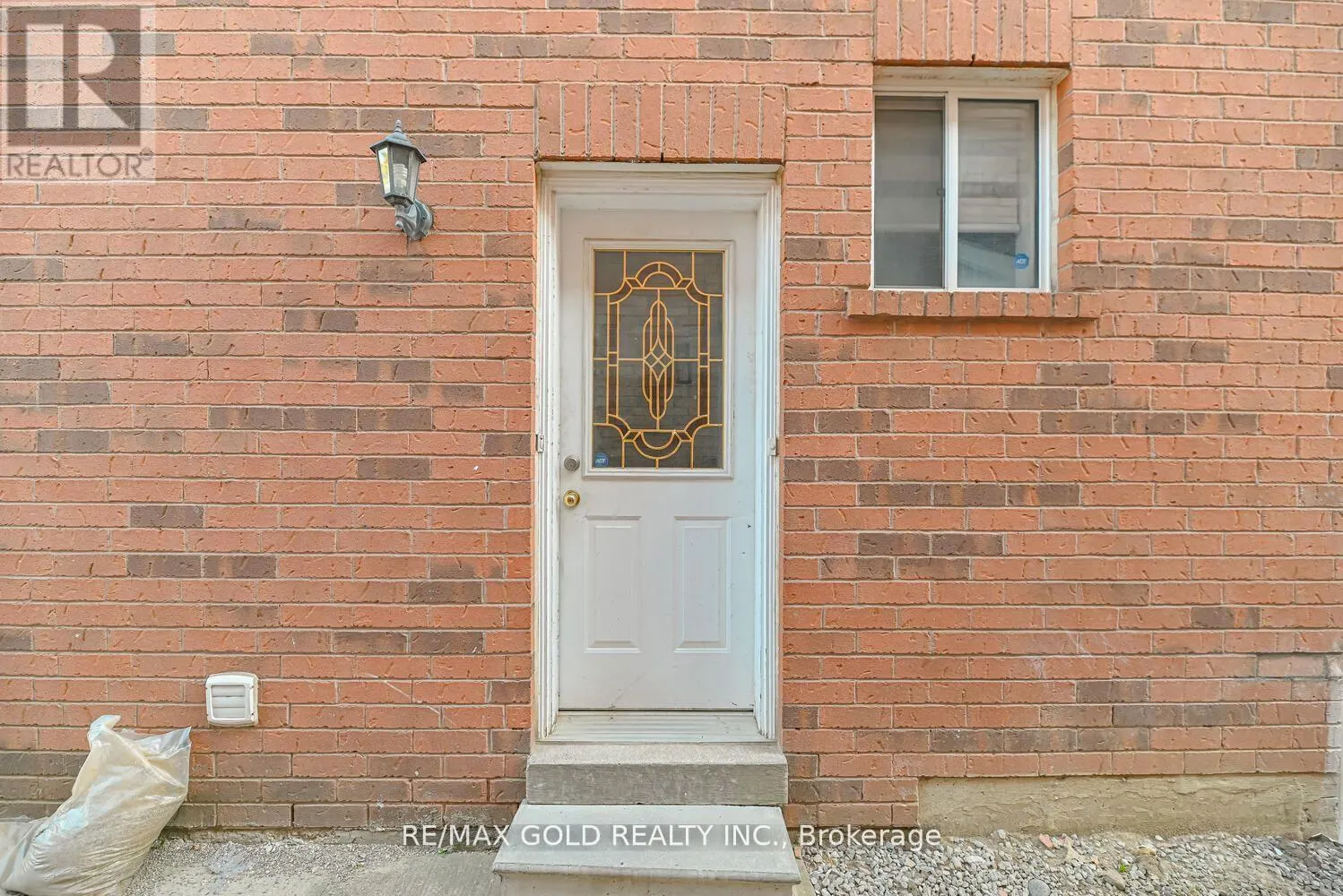 102 SUNNY MEADOW BOULEVARD