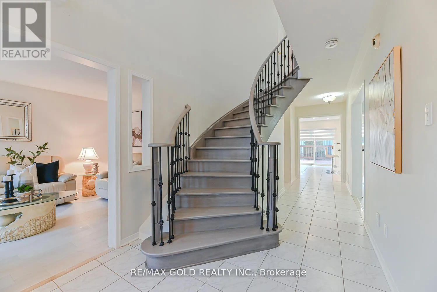 102 SUNNY MEADOW BOULEVARD