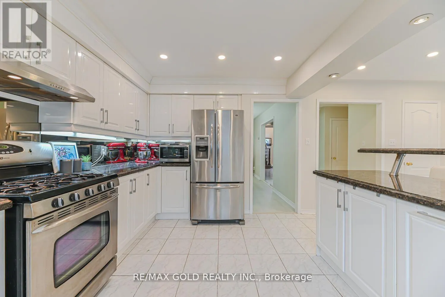 102 SUNNY MEADOW BOULEVARD