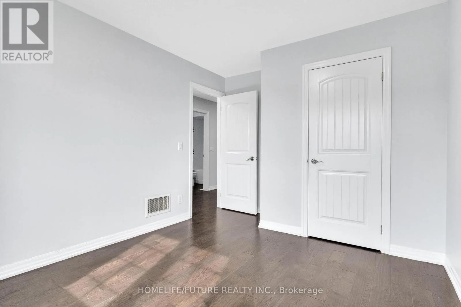 81 HANSON CRESCENT