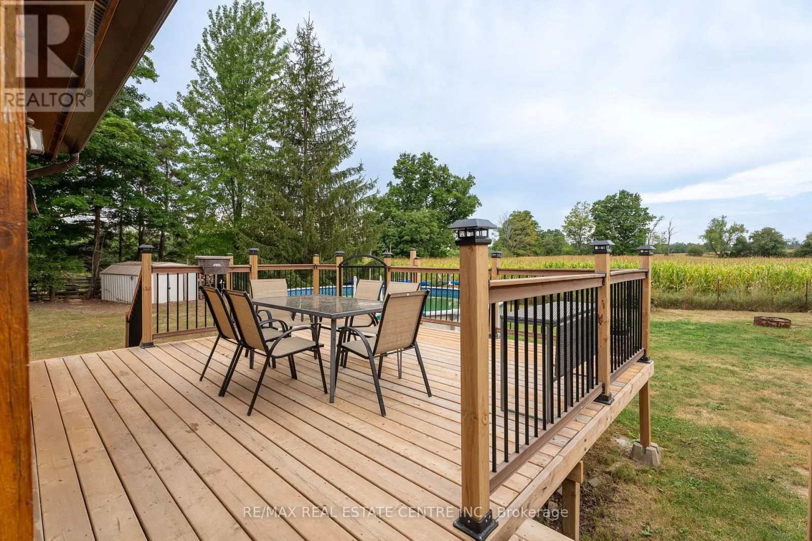 3762 HIGHPOINT SIDE ROAD