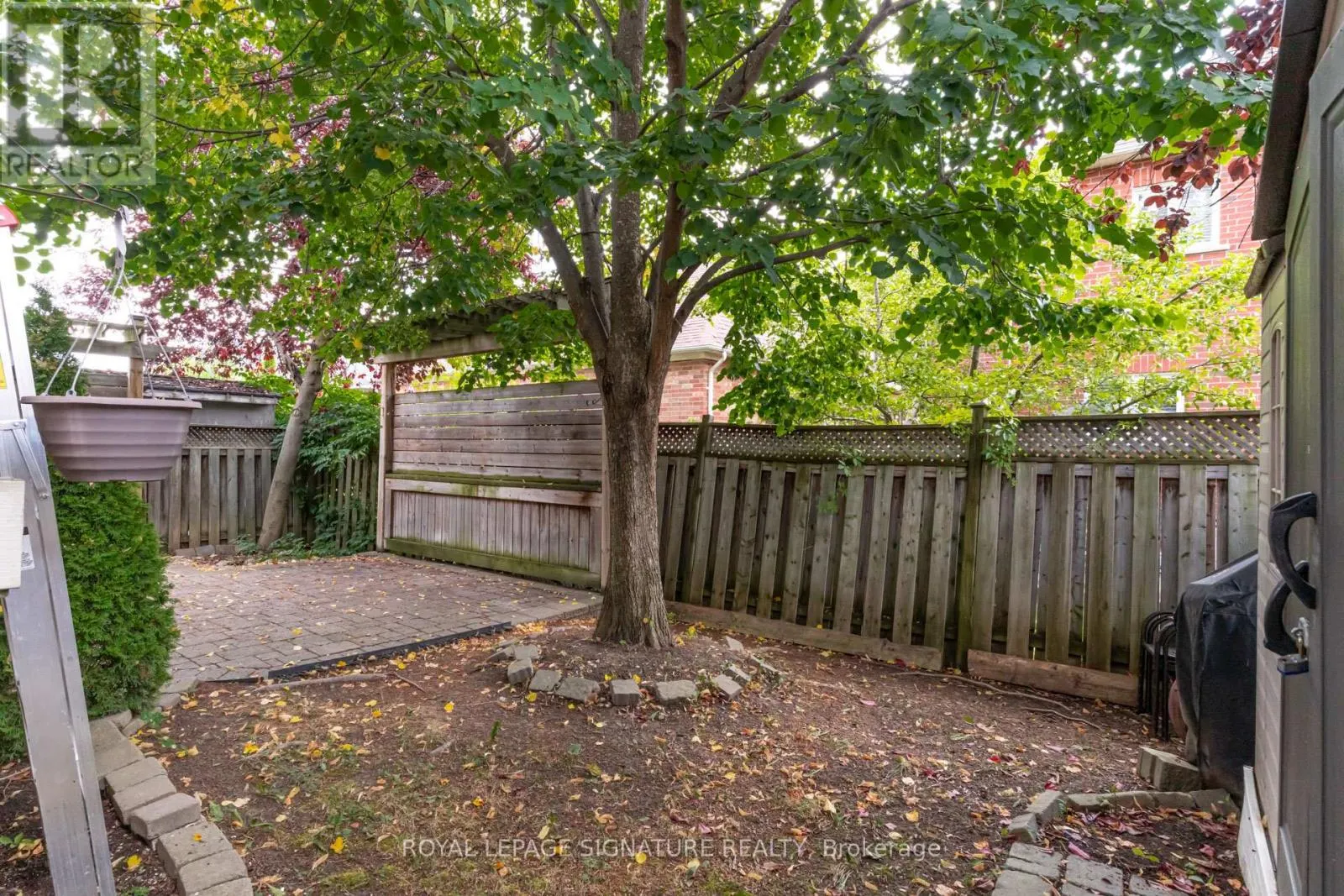 39 TREELINE BOULEVARD