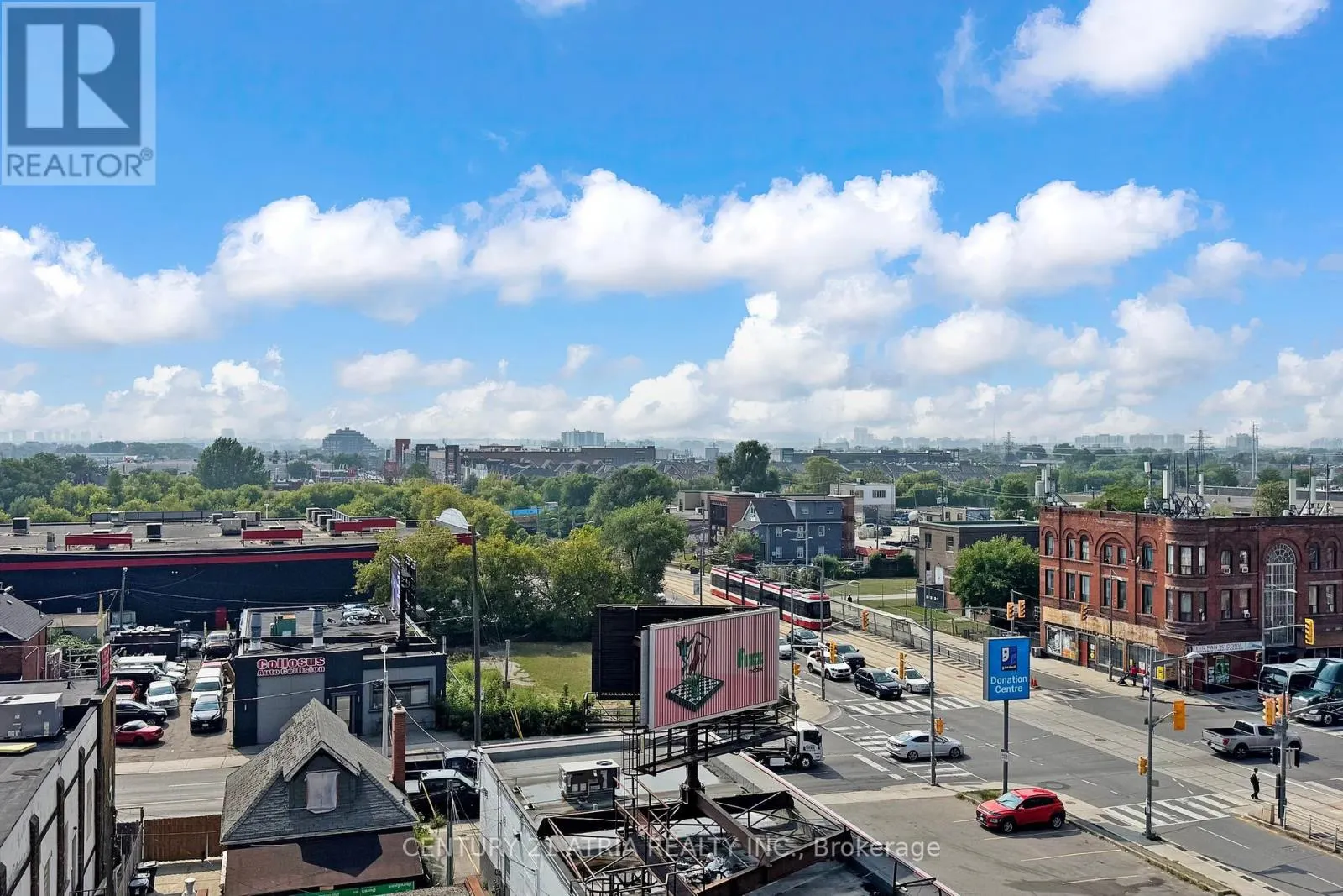 607 - 1787 ST CLAIR AVENUE