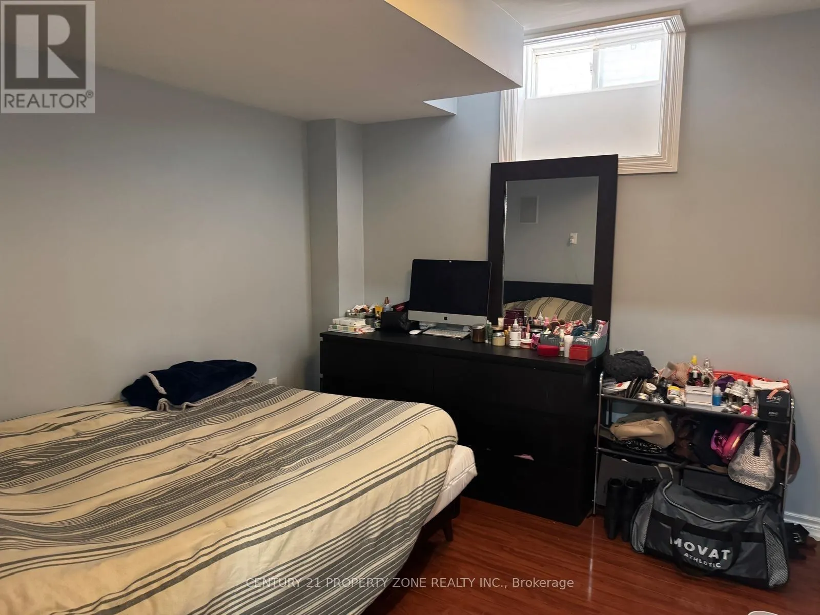 2 - 3171 COUNTESS CRESCENT E